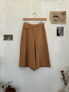 1980s Tan Gaucho Shorts (26)