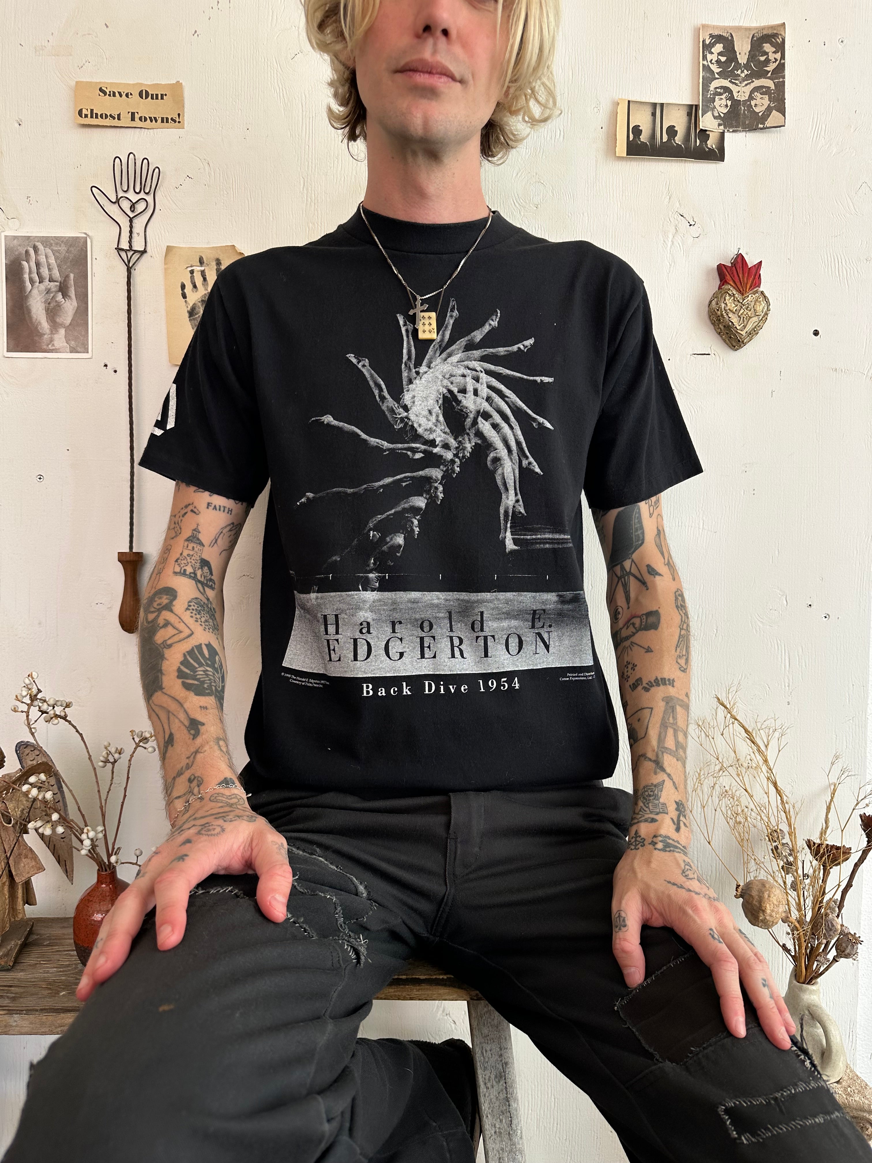 90s Harold E Edgerton Back Dive Tシャツ　アート 1992 Harold E. Edgerton Back Dive T-Shirt – Handbook