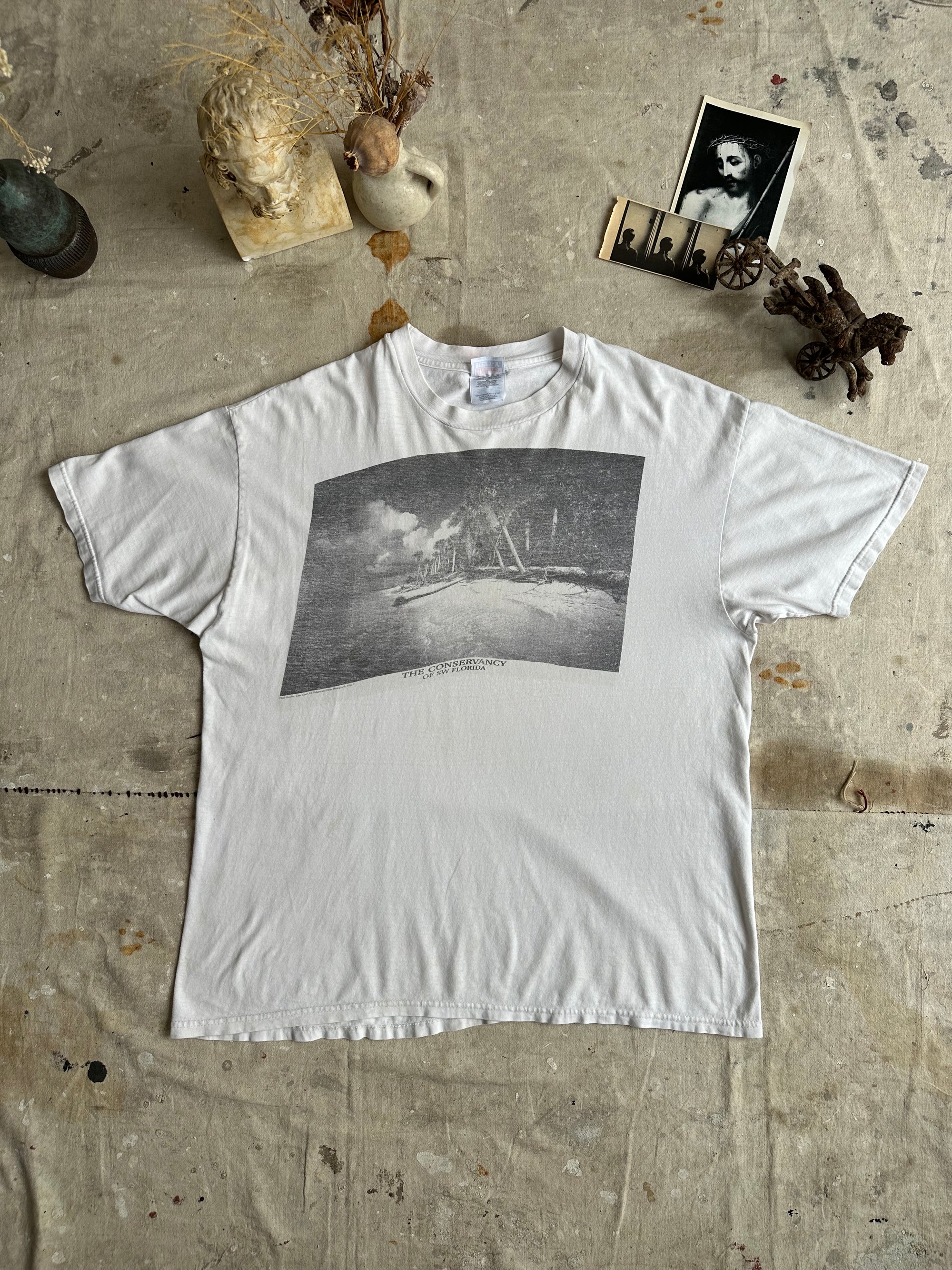 1991 Faded Beach Photo Tee