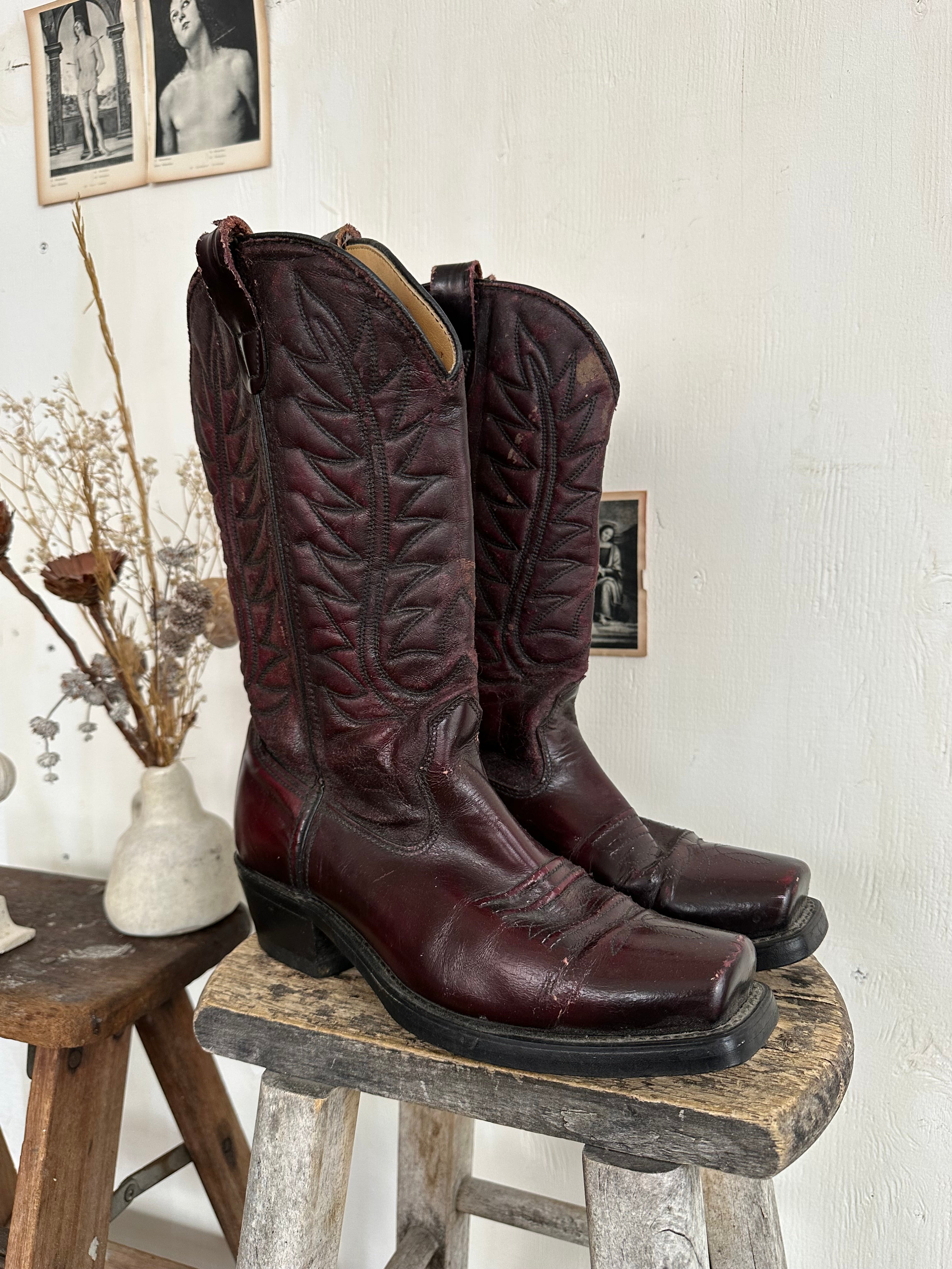 Vintage Square Toe Oxblood Cowboy Boots (Mens 8 / Womens 9)