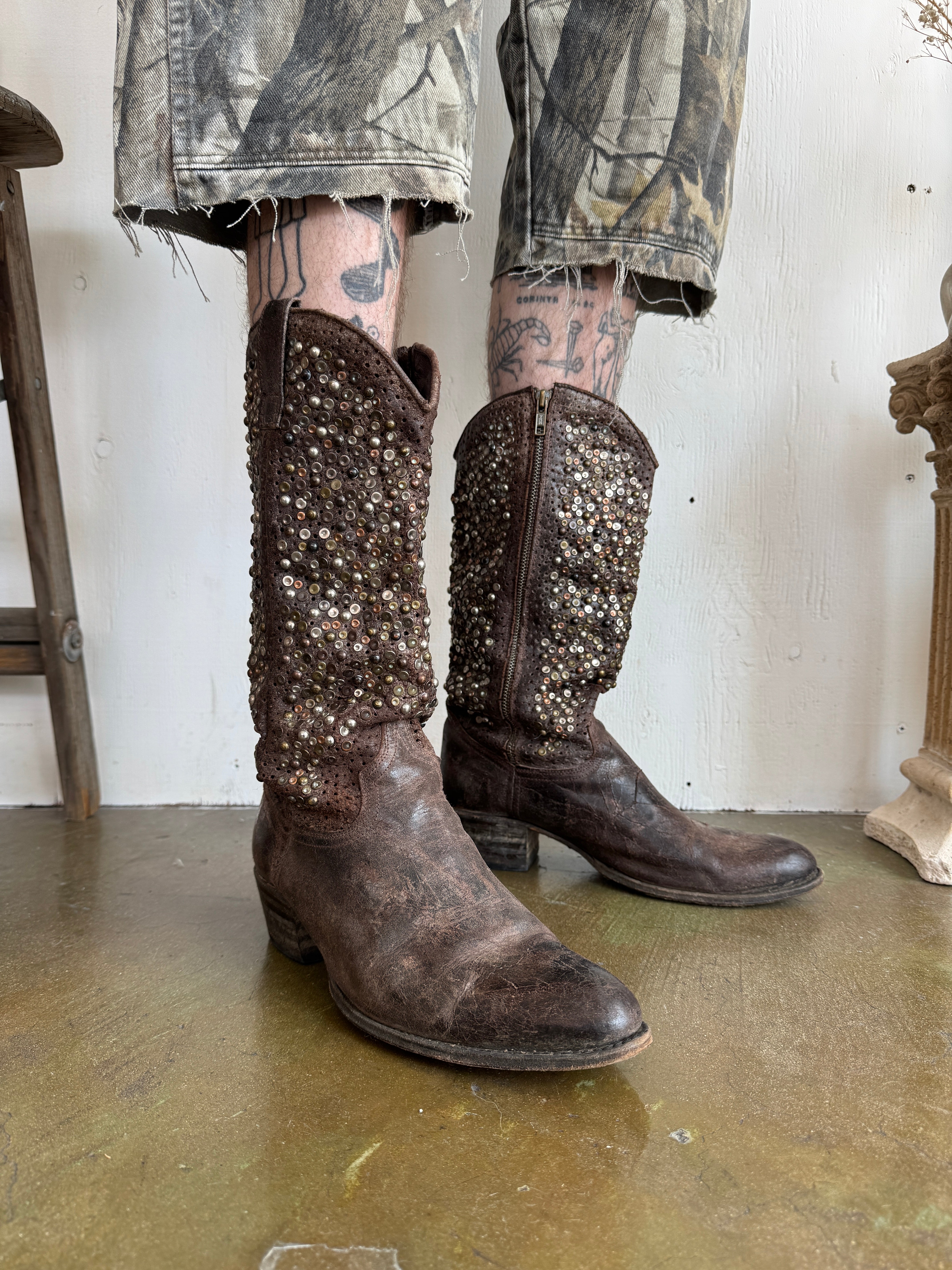 1990s Studded Frye Cowboy Boots (M9)