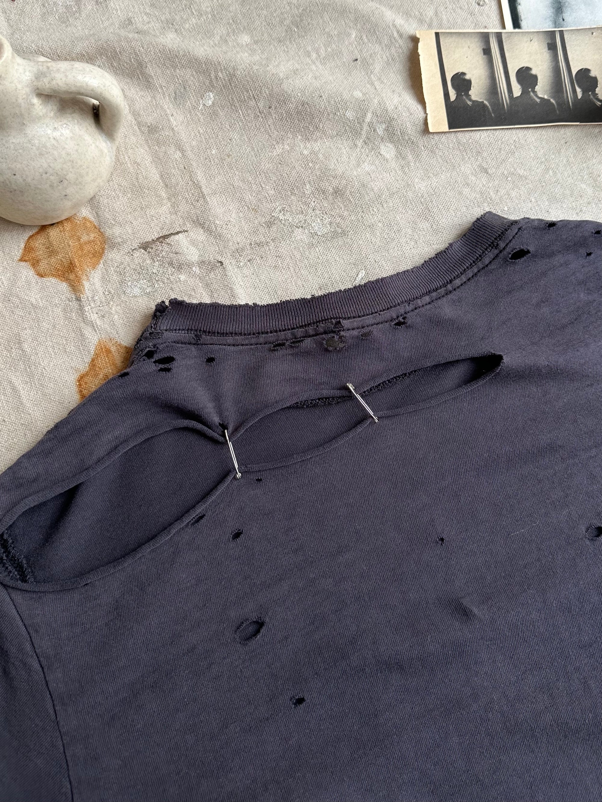 2000s Sunfaded Thrashed Supreme Tee
