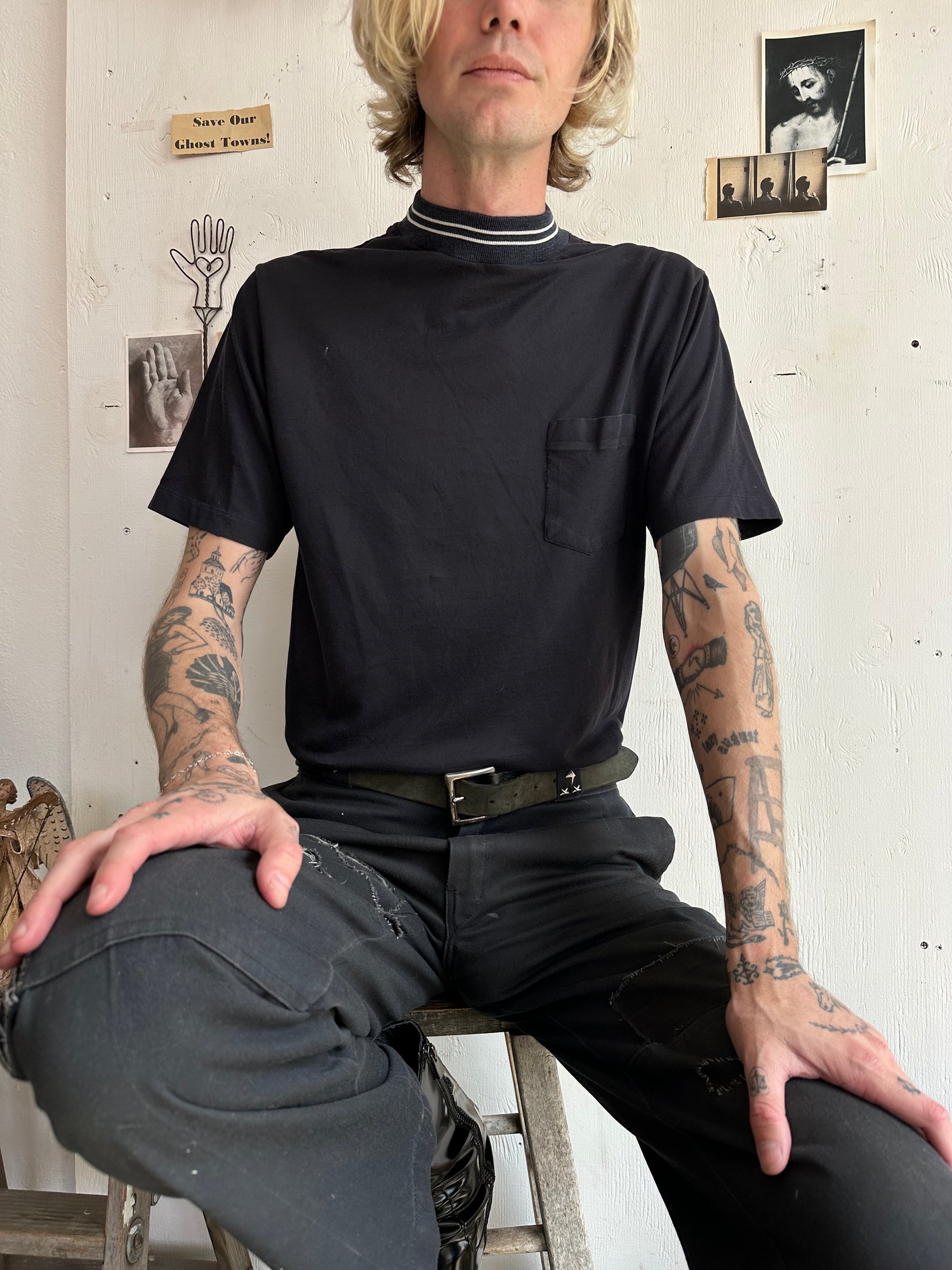1980s Mock-Neck Pocket Tee