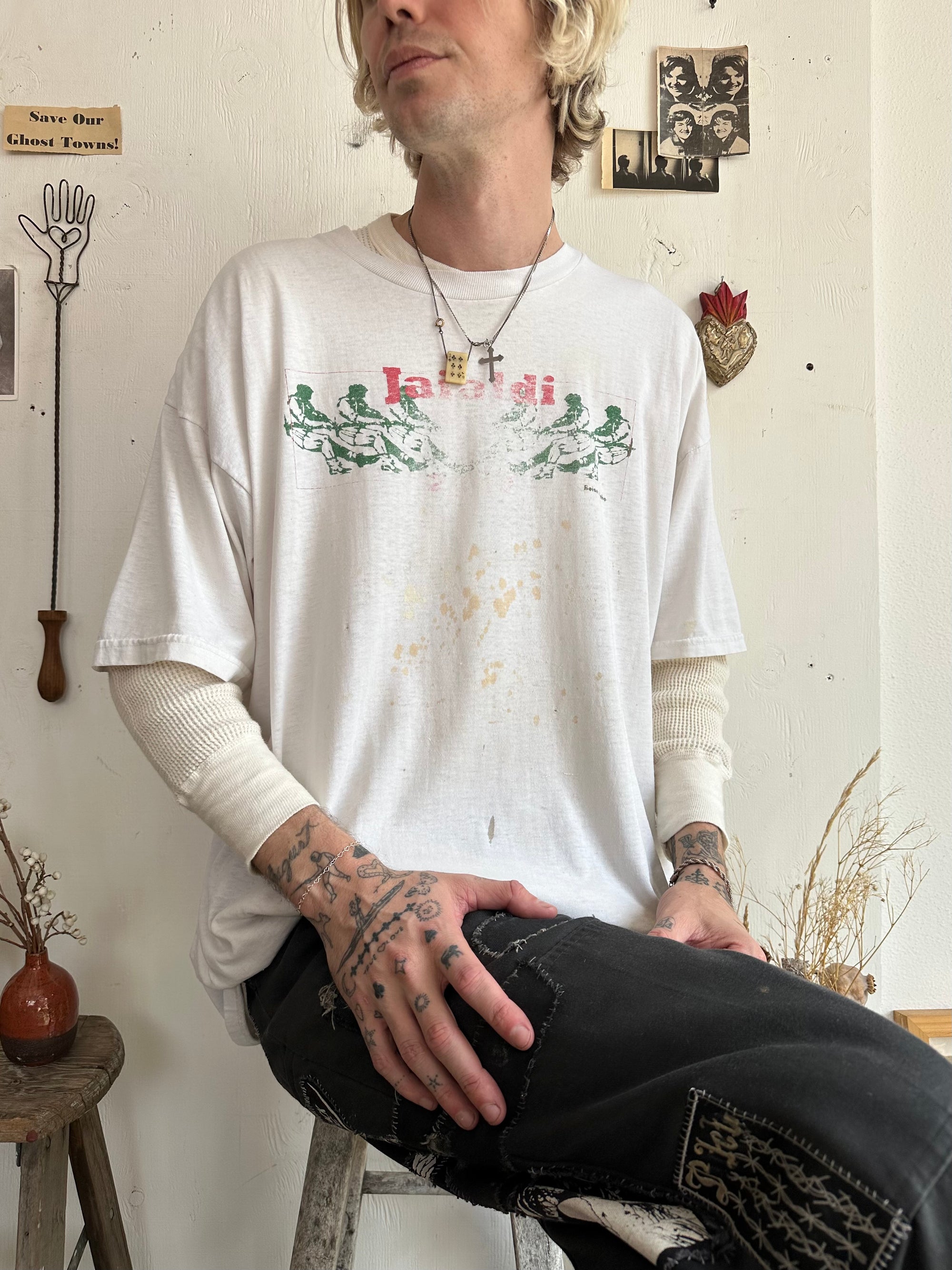 1990s Thrashed Tug of War T-Shirt