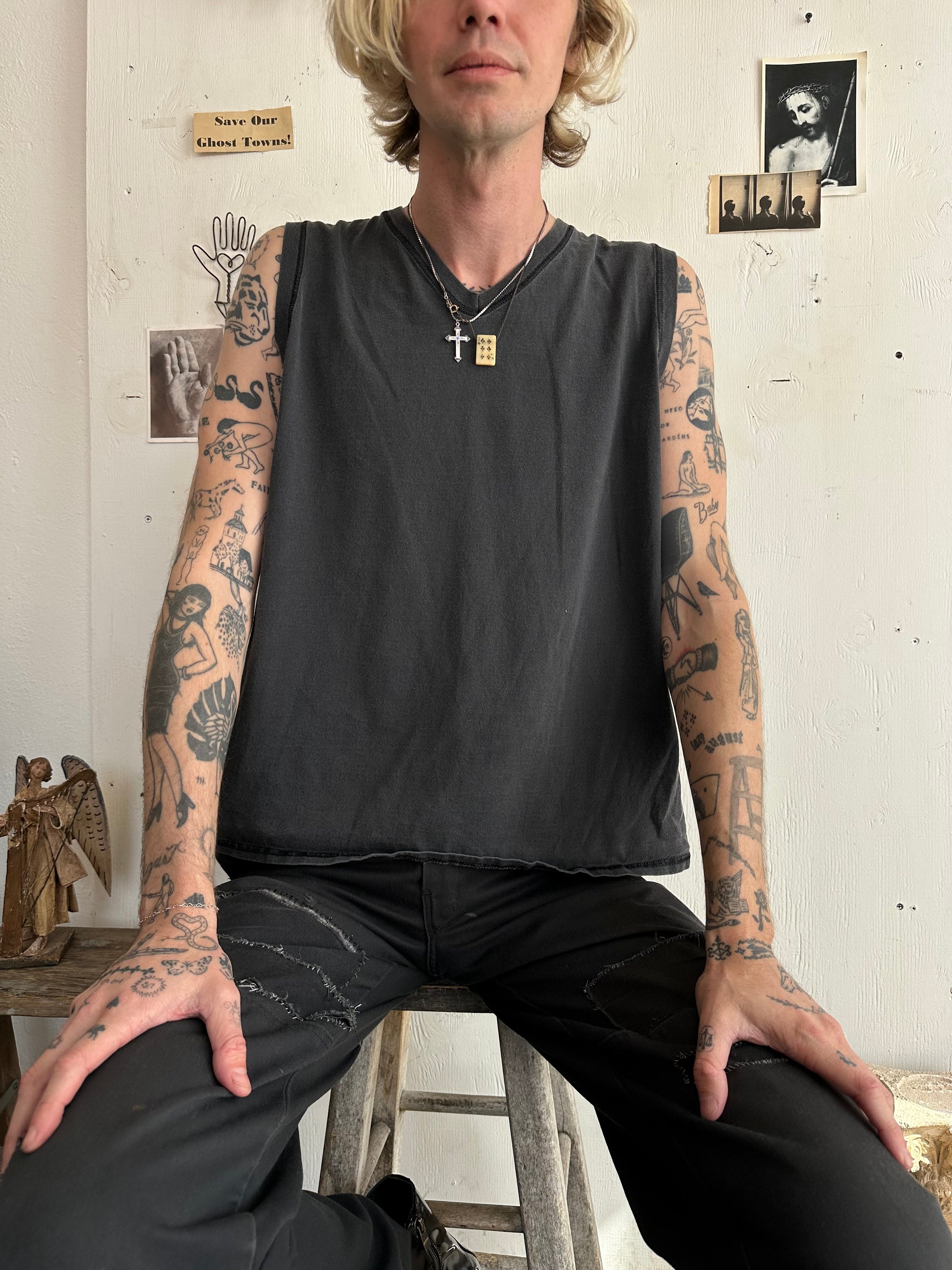 1990s Faded Muscle V-Neck
