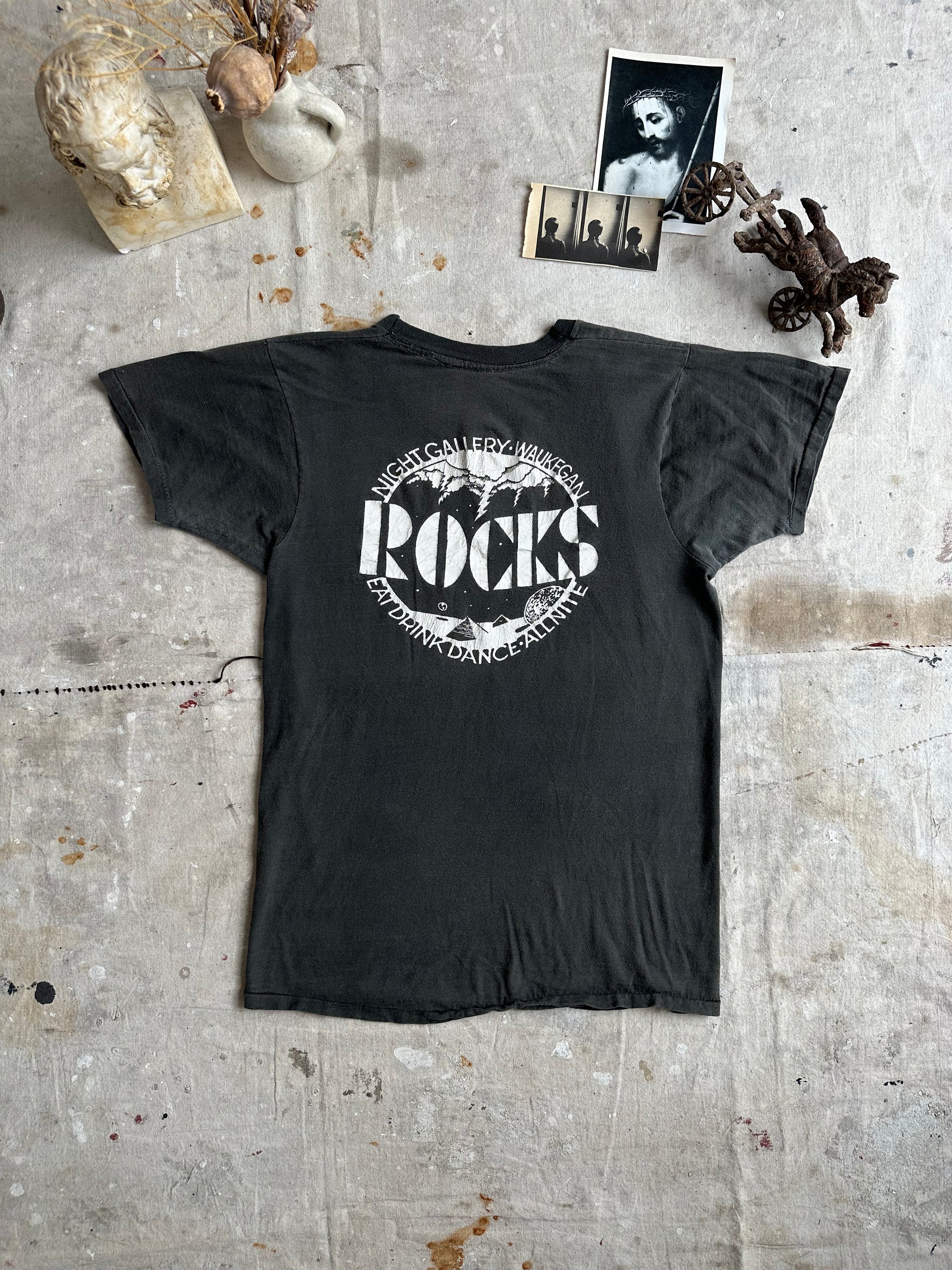 1990s Faded Rocks Night Gallery Tee