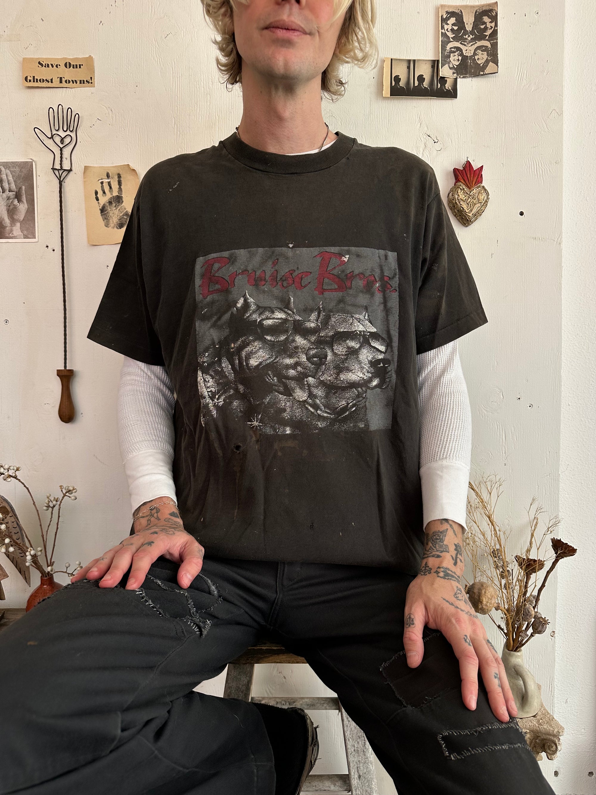 1990s Thrashed Bruise Bros Dogs T-Shirt