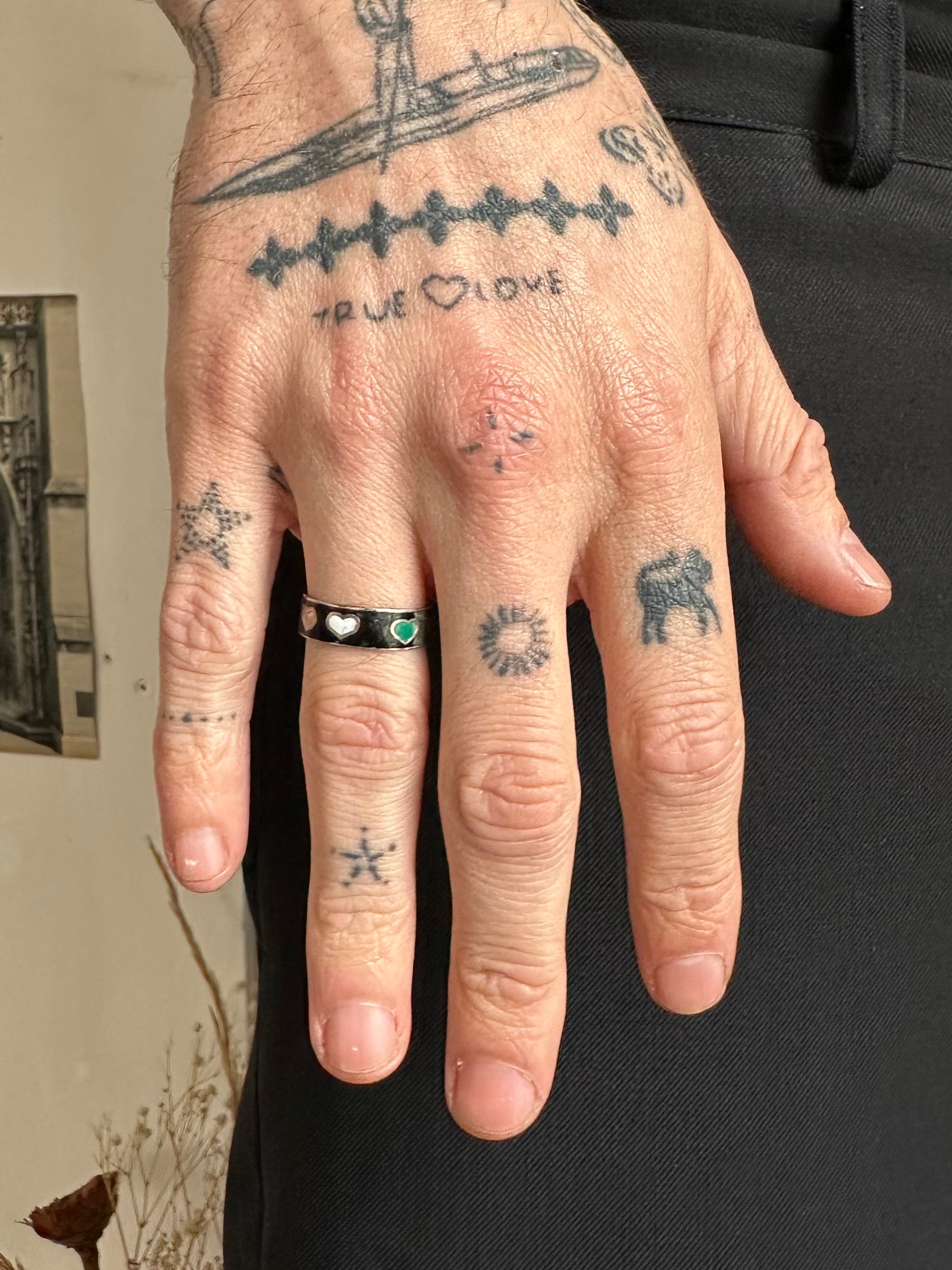 Thrashed Sterling w Enamel Hearts (7.5)