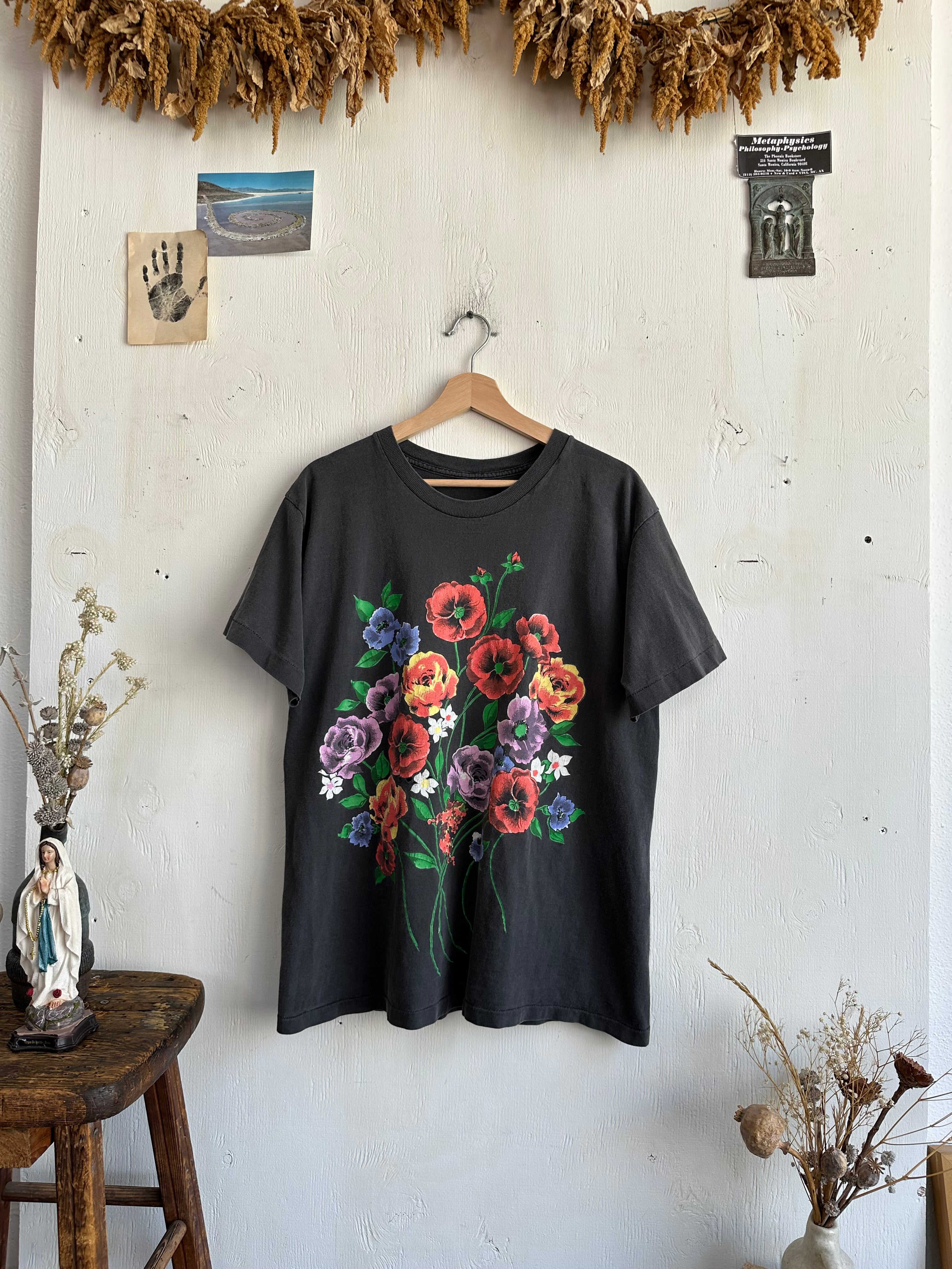 1990s Well Worn Floral T-Shirt (L/XL)
