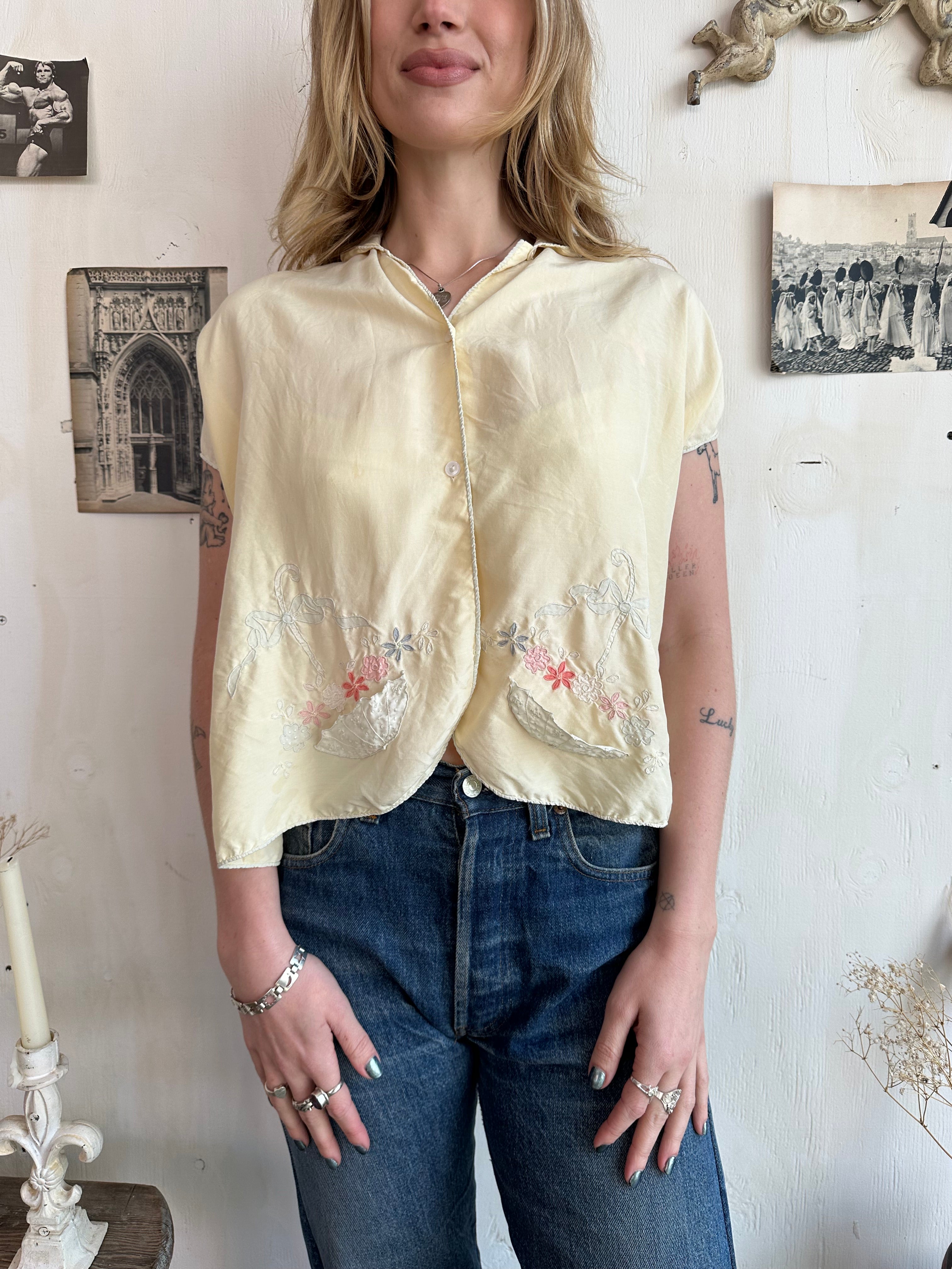 1960s Embroidered Blouse (XL)