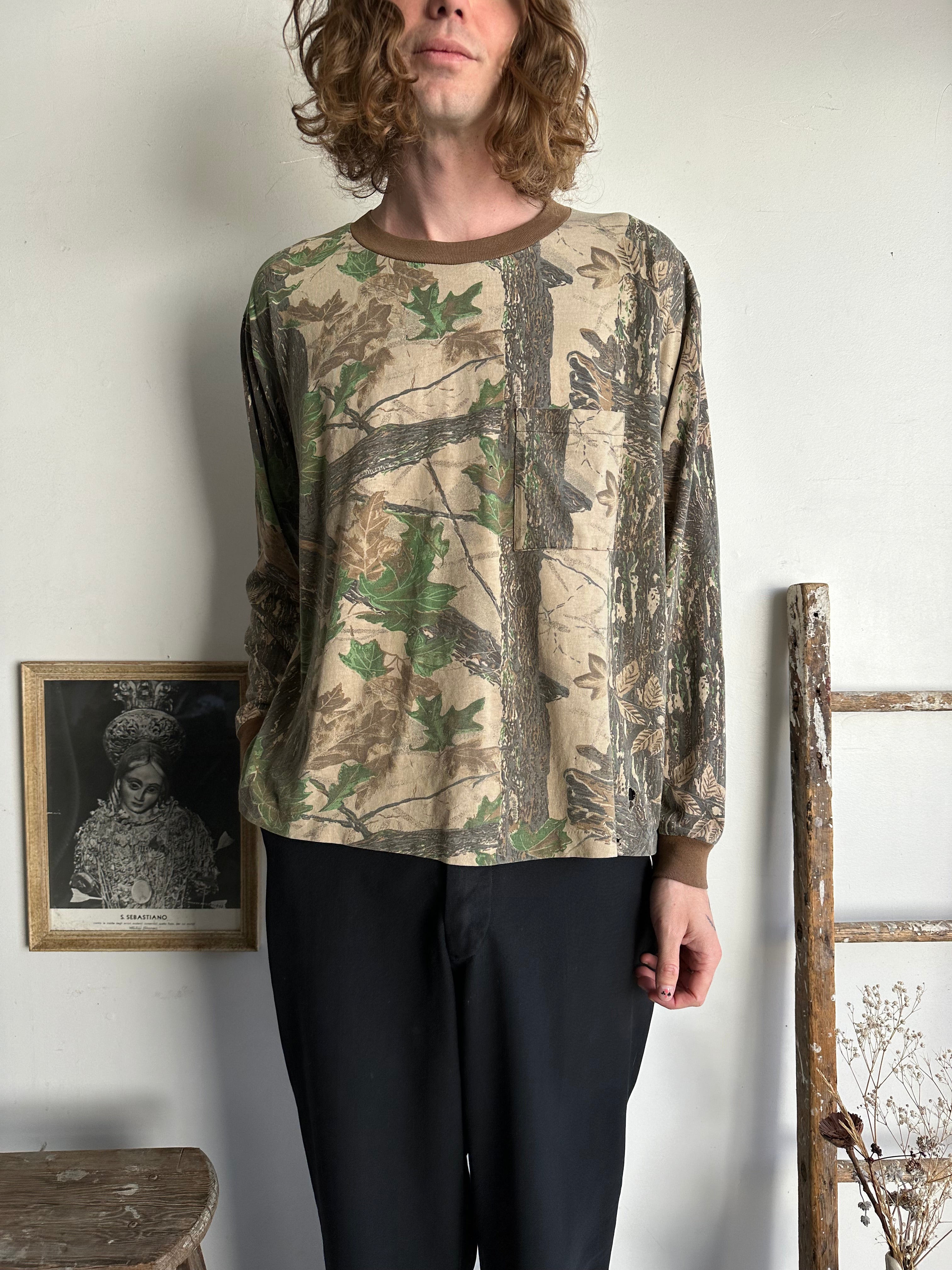 1980s Faded RealTree Camo Long Sleeve (XL)