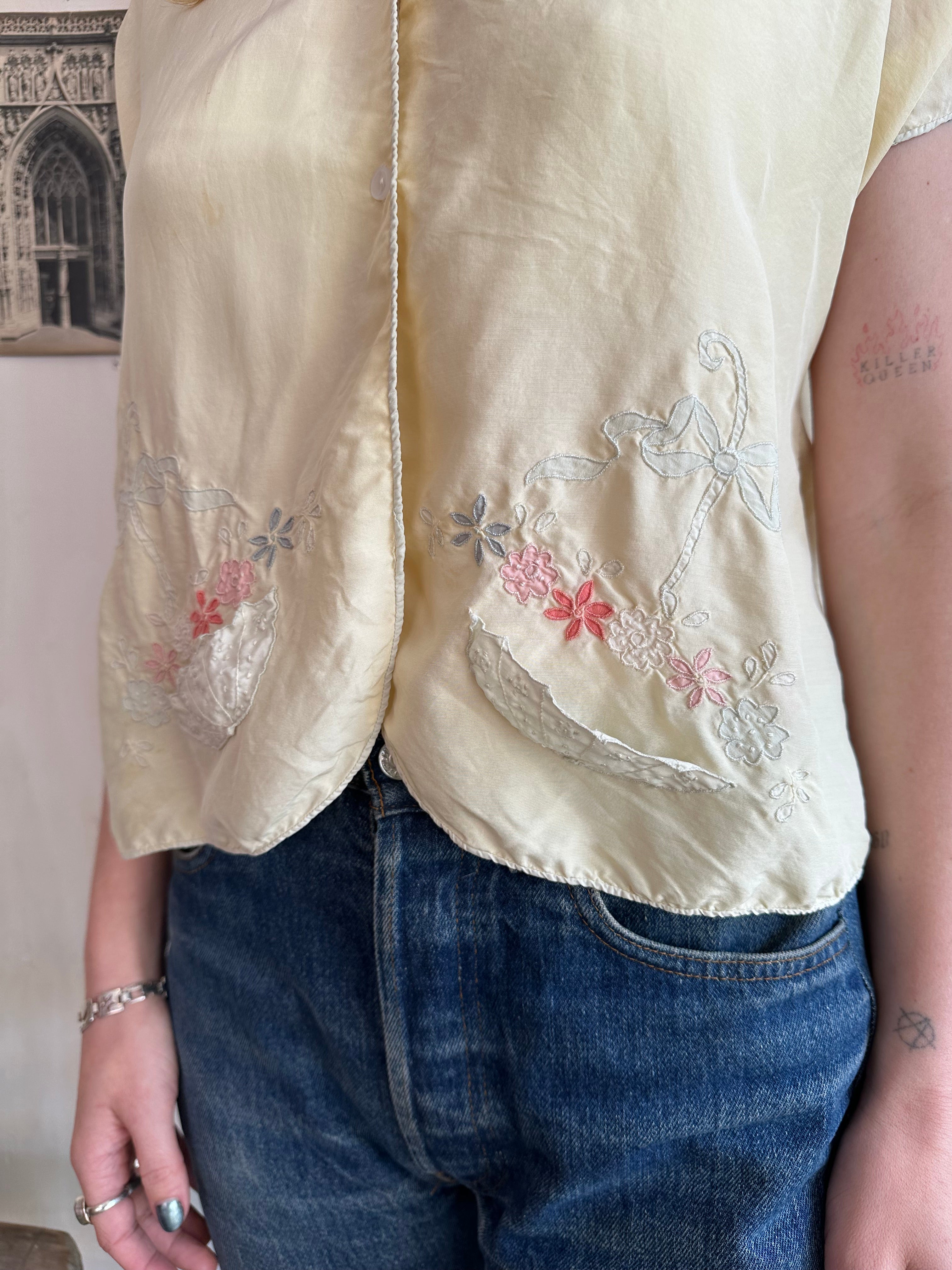 1960s Embroidered Blouse (XL)