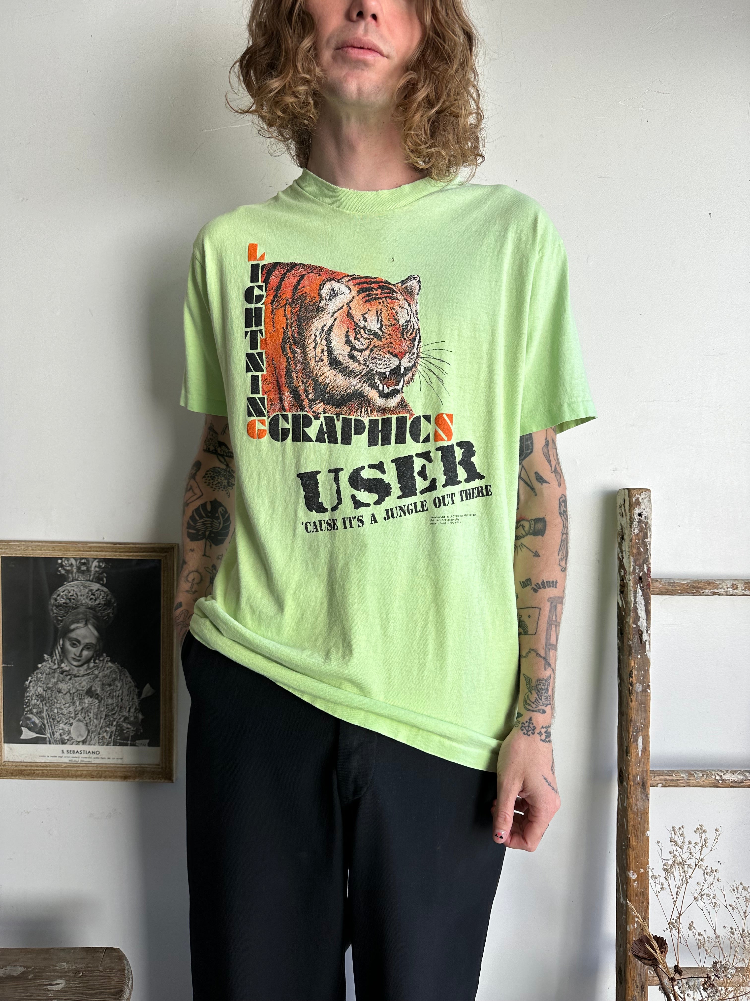 1990s Hi Vis Lightning Graphics T-Shirt (L/XL)