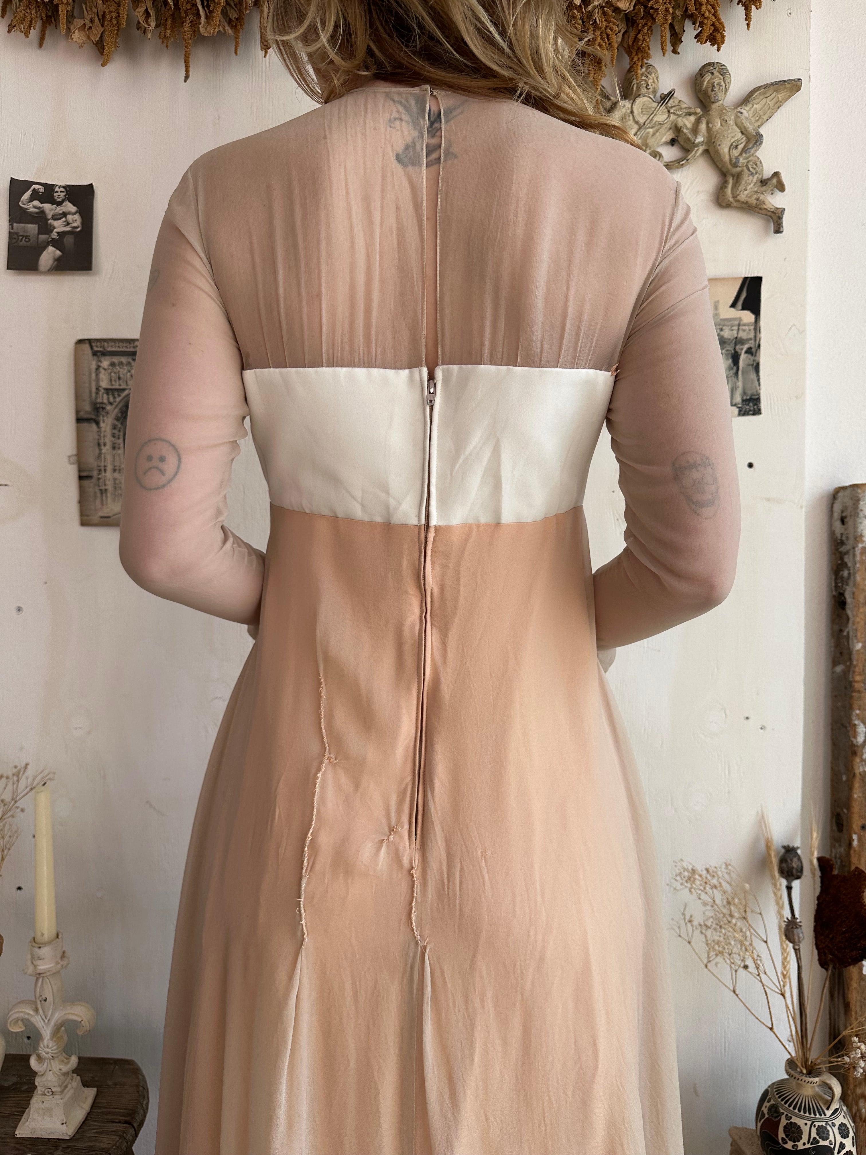 1960s Union Made Thrashed Bow Dress (XS)