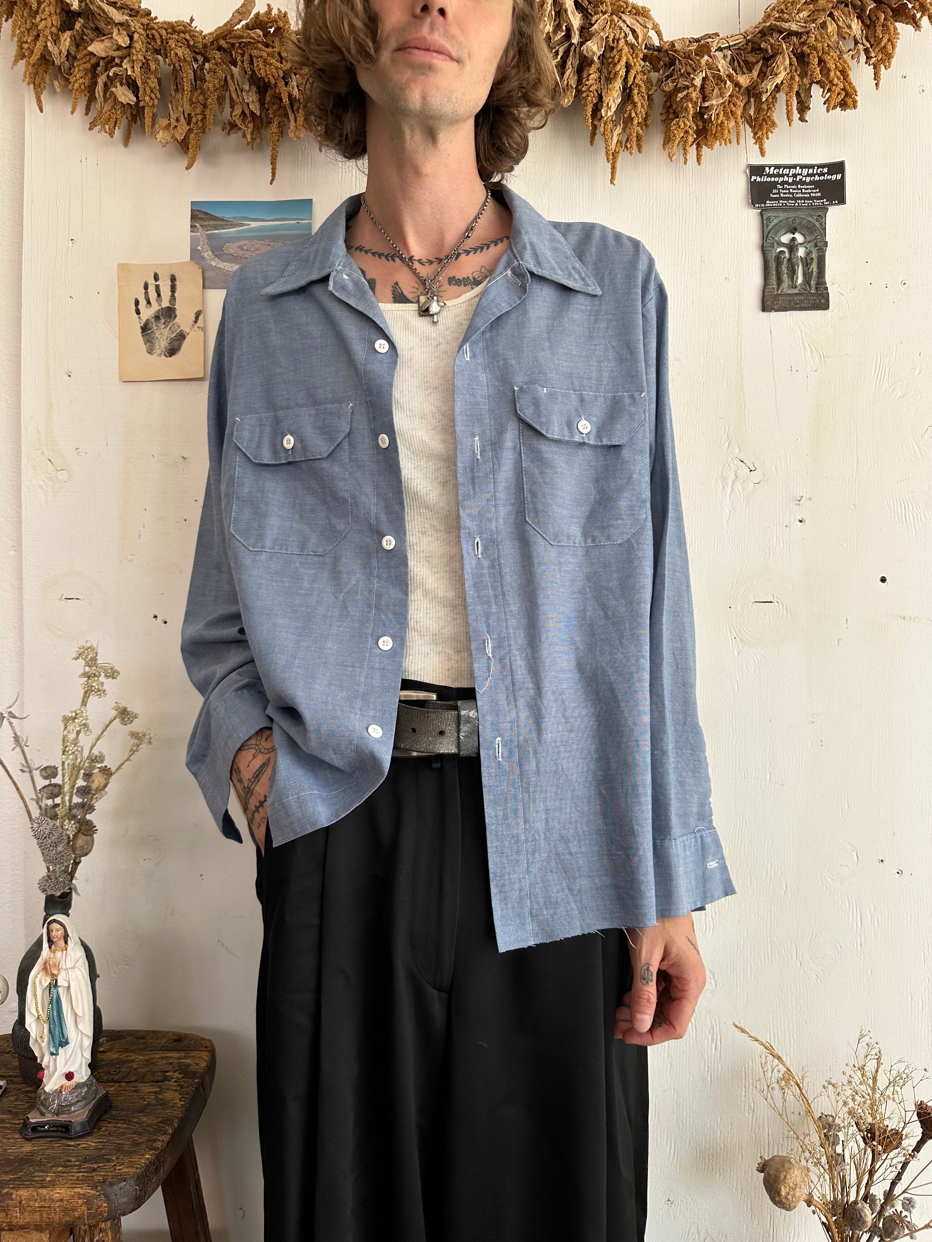 1970s Faded Blue Long Sleeve (Boxy L)