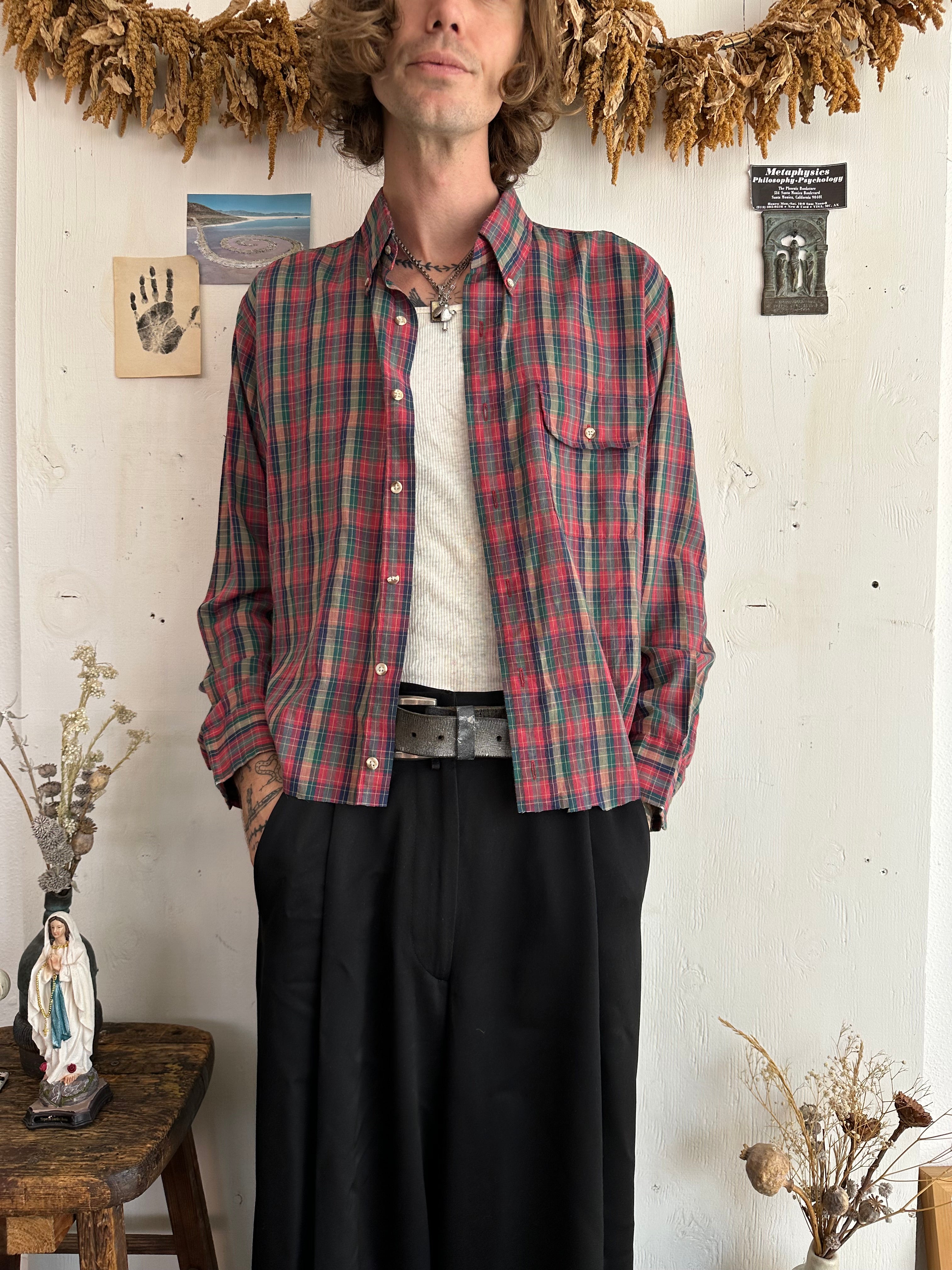 1990s Red and Green Plaid Button Up (Boxy S)