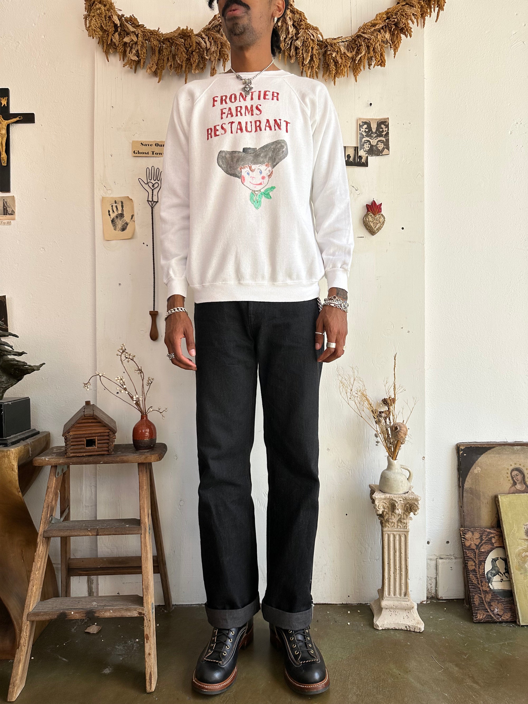 1990s Hand Drawn Frontier Farms Sweatshirt