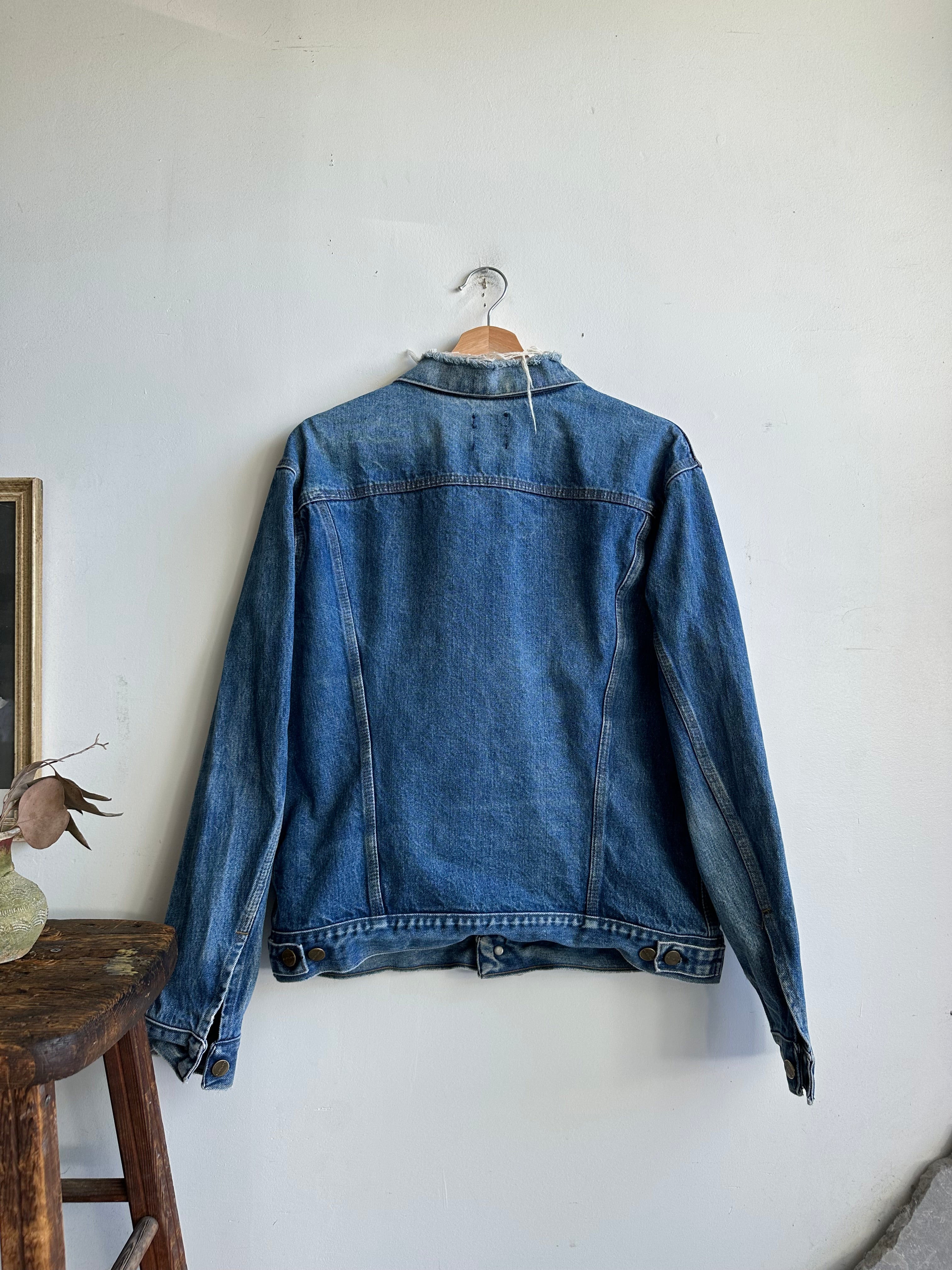 1990s Well-Worn Carhartt Denim Jacket (M)