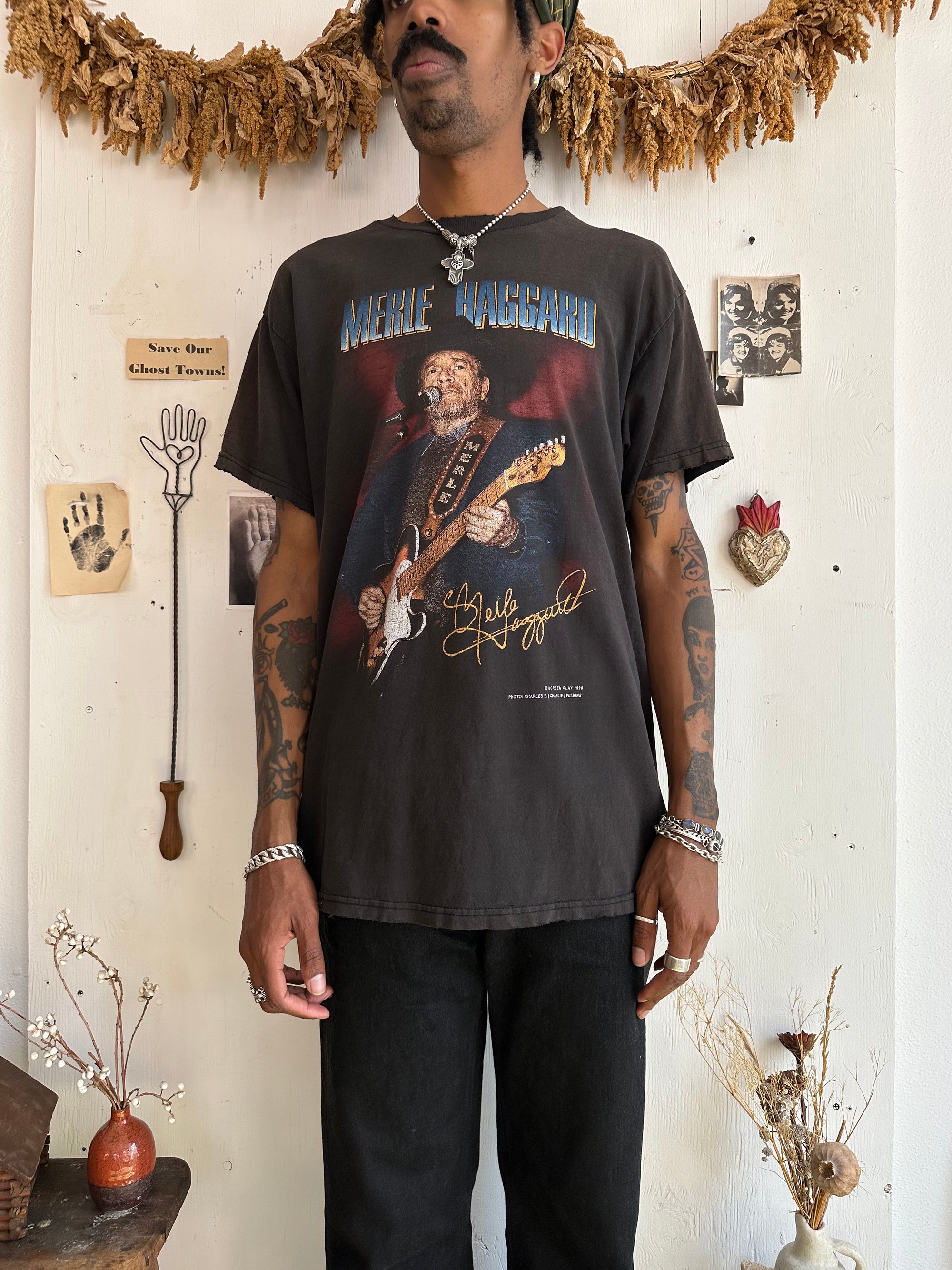 1998 Sunfaded Merle Haggard T-Shirt