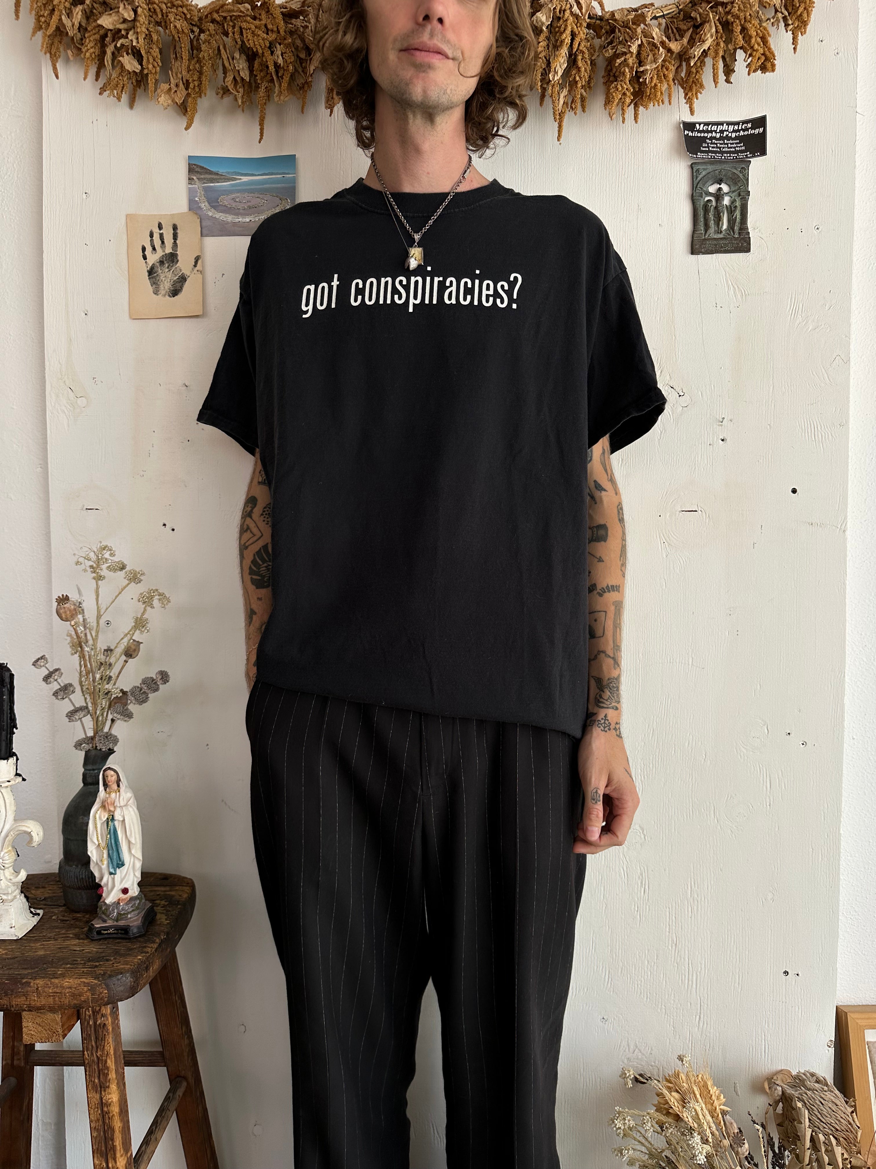 2000s Got Conspiracies? T-Shirt (Boxy L/XL)
