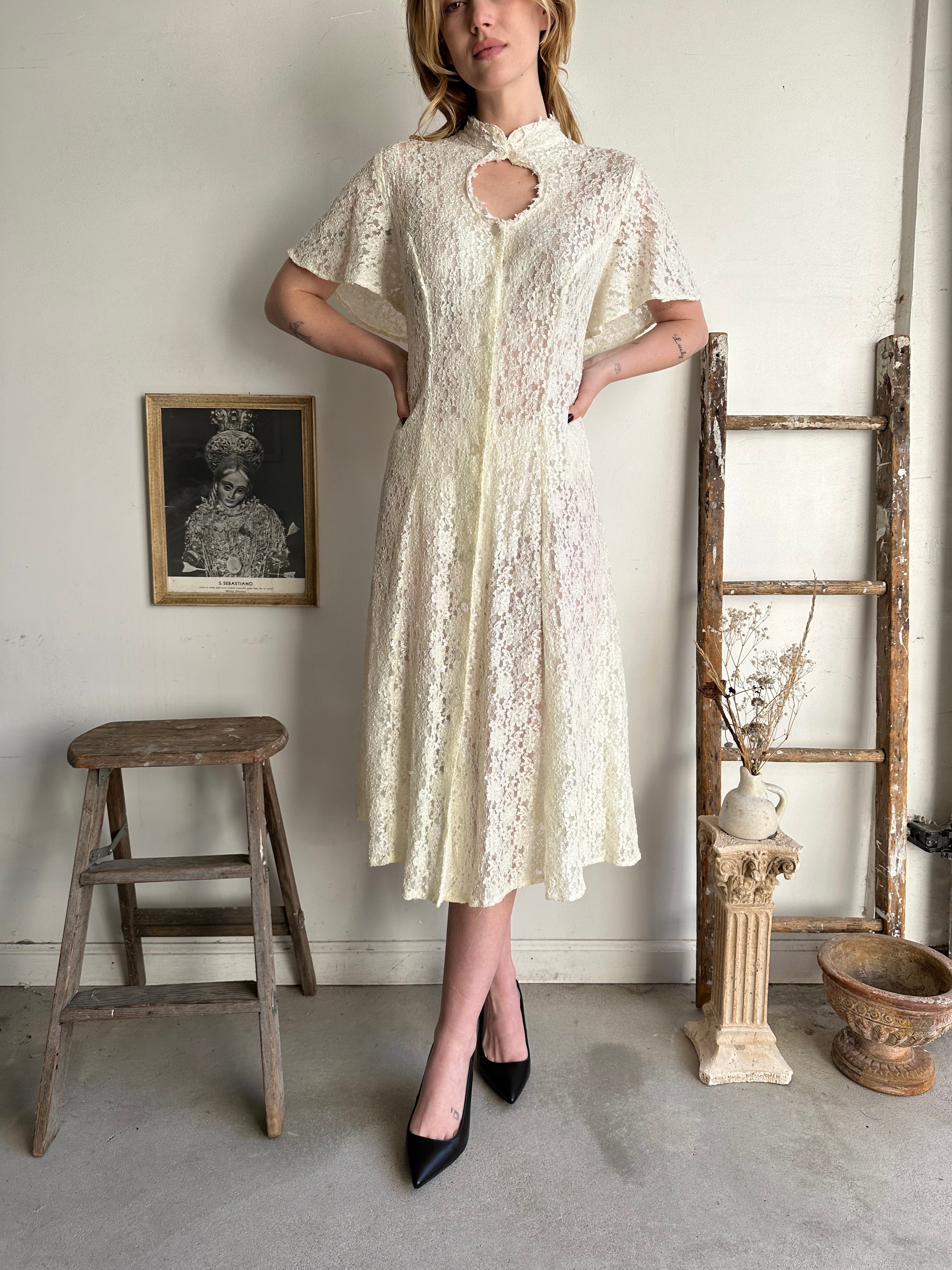 1980s Keyhole Lace Nylon Midi Dress (L/XL)