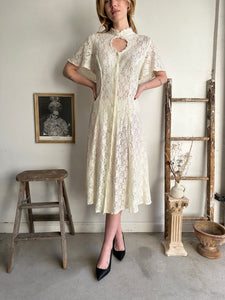 1980s Keyhole Lace Nylon Midi Dress (L/XL)