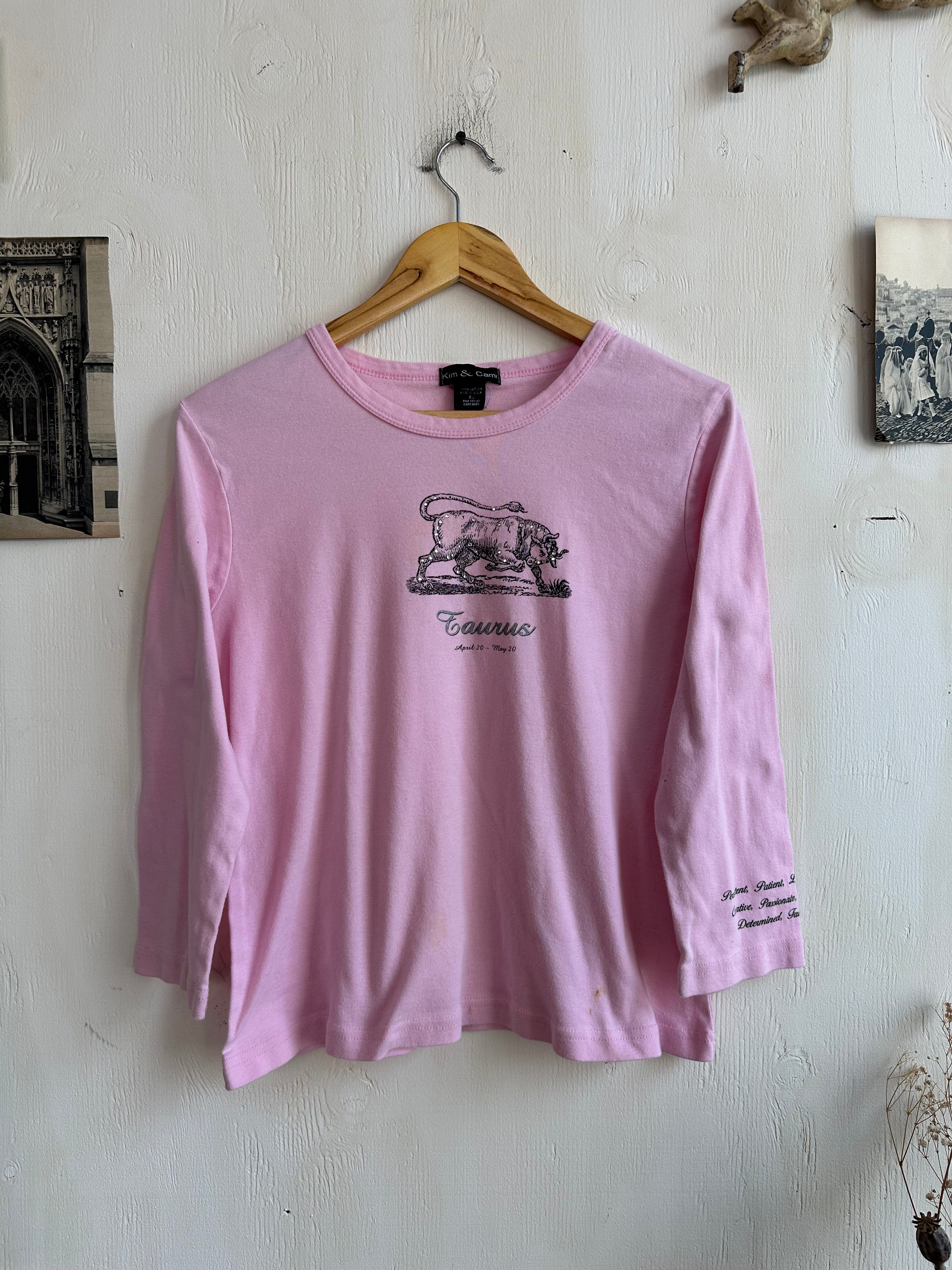 2000s Bedazzled Taurus Long Sleeve (M)