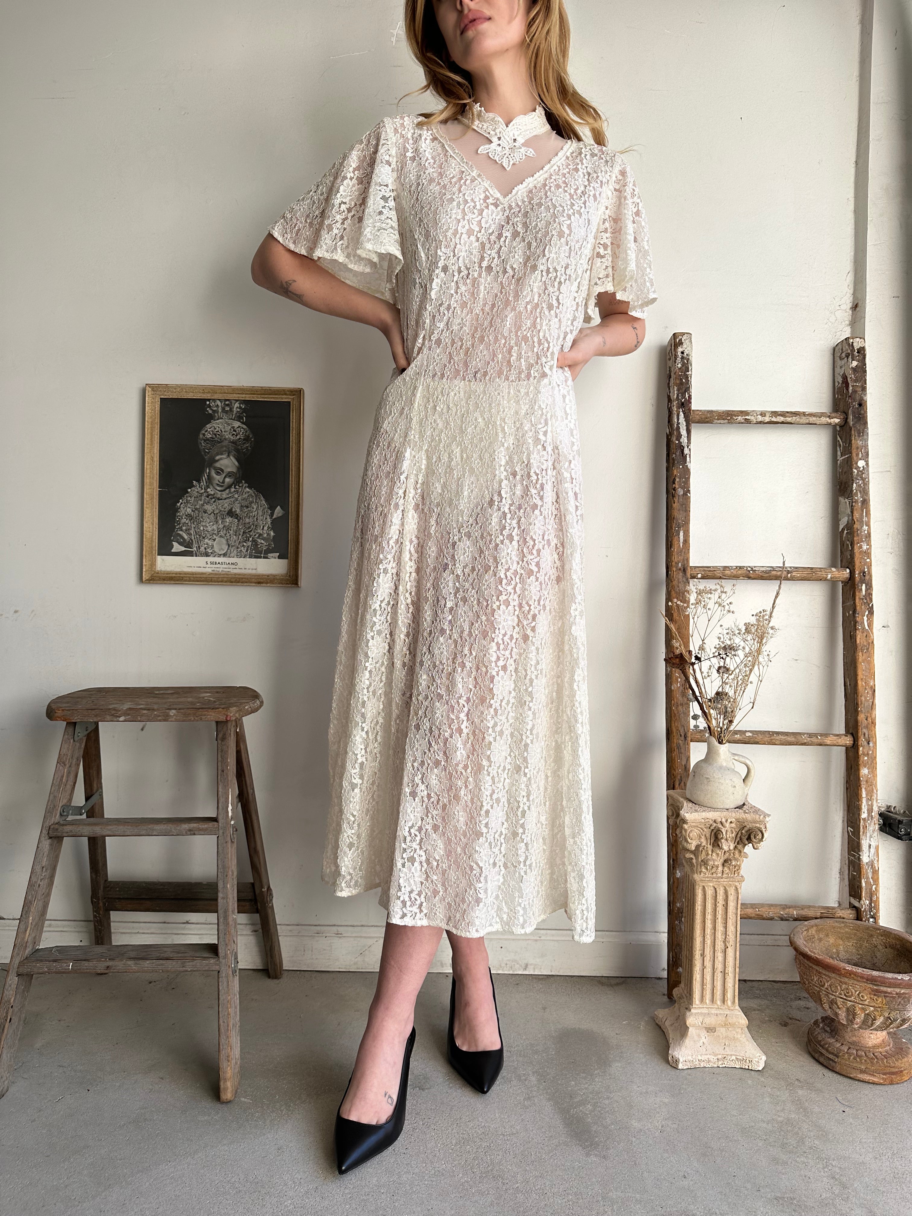 1980s Mock Neck Lace Dress (XL)