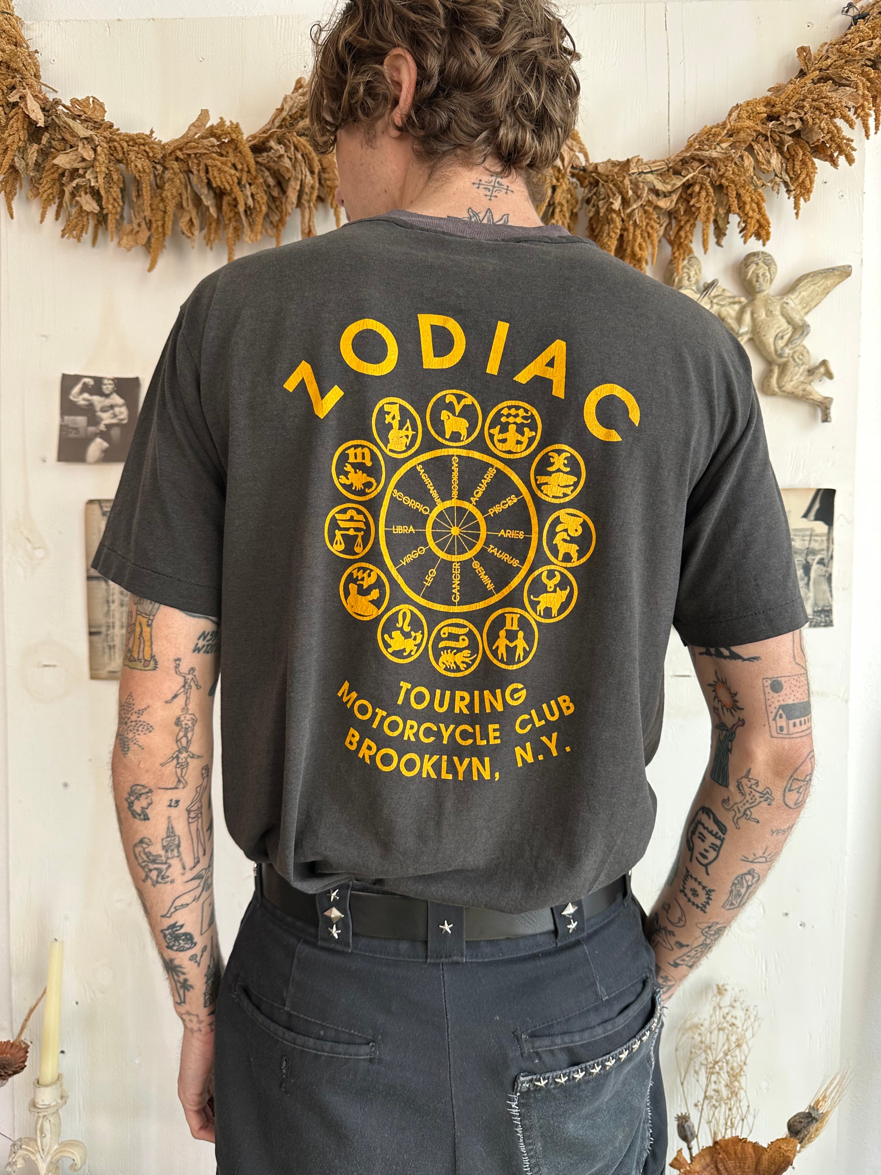 1980s Zodiac Motorcycle Clue Tee (M/L)