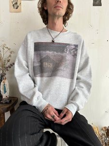1990s Moon Vacation Sweatshirt (Boxy XL)