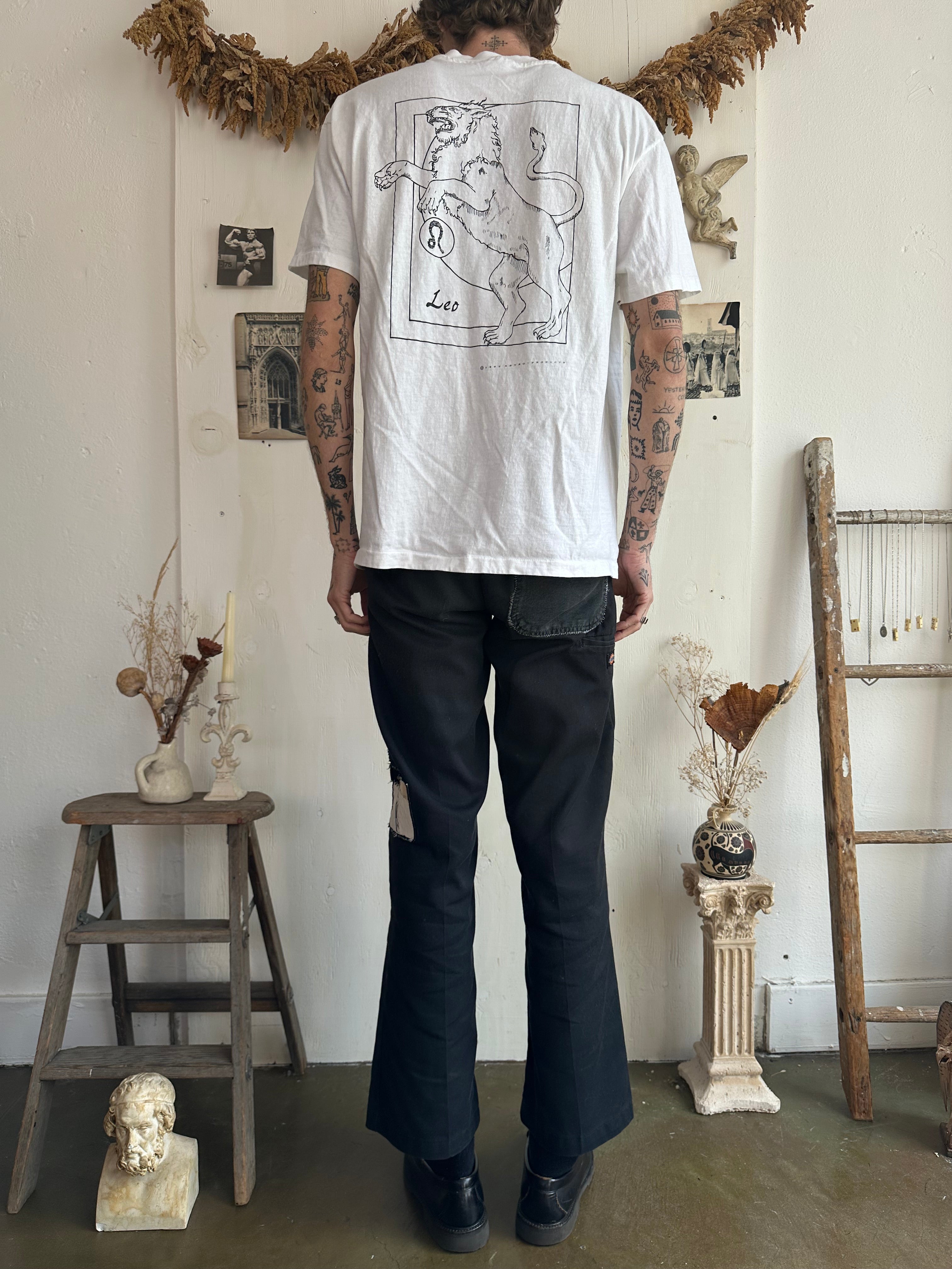1990s Leo T-Shirt (XL)