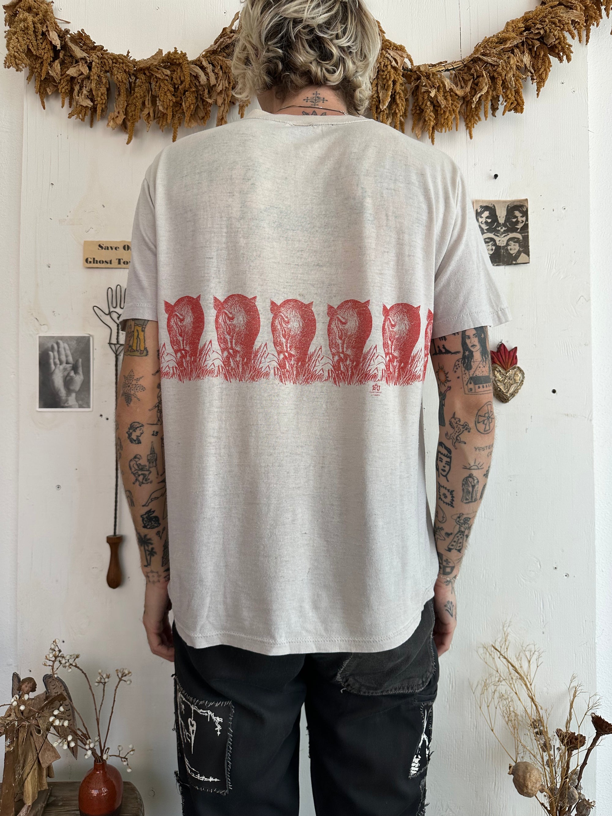 1980s Paper Thin Hog Wrap Around Print Tee