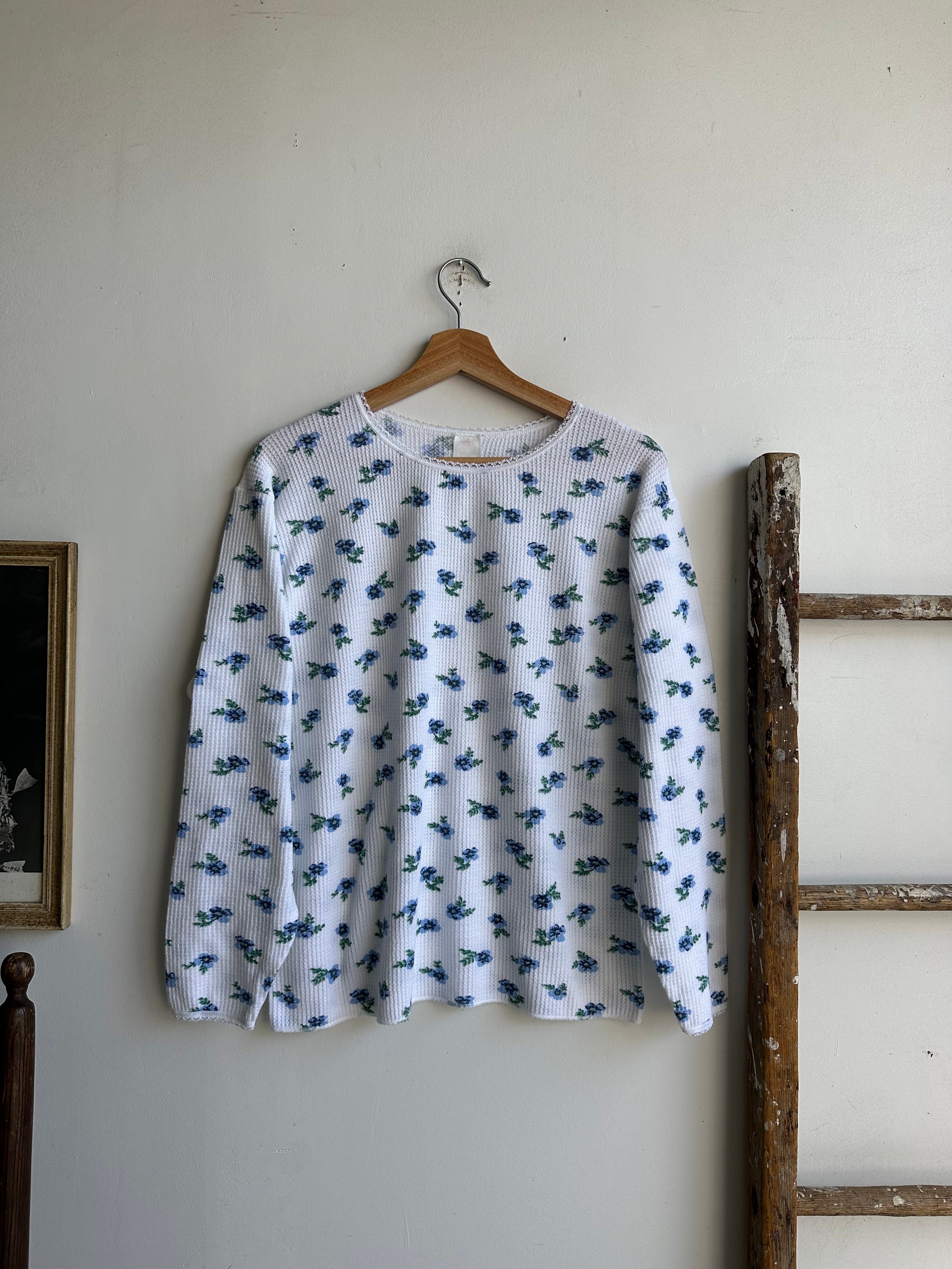 1980s Lace Trim Blue Floral Thermal (M)