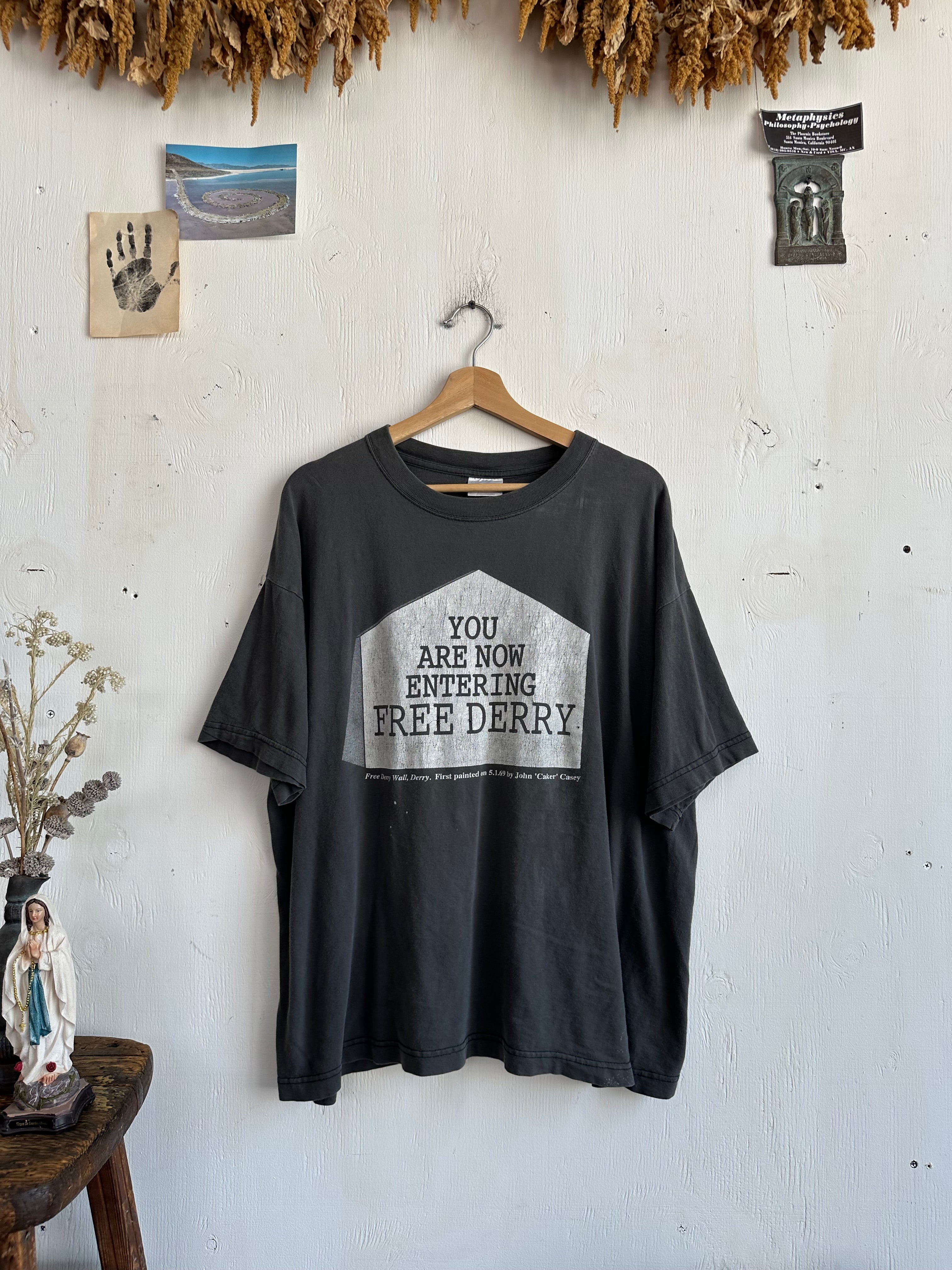 1990s Free Derry, Ireland T-Shirt (Boxy L/XL)