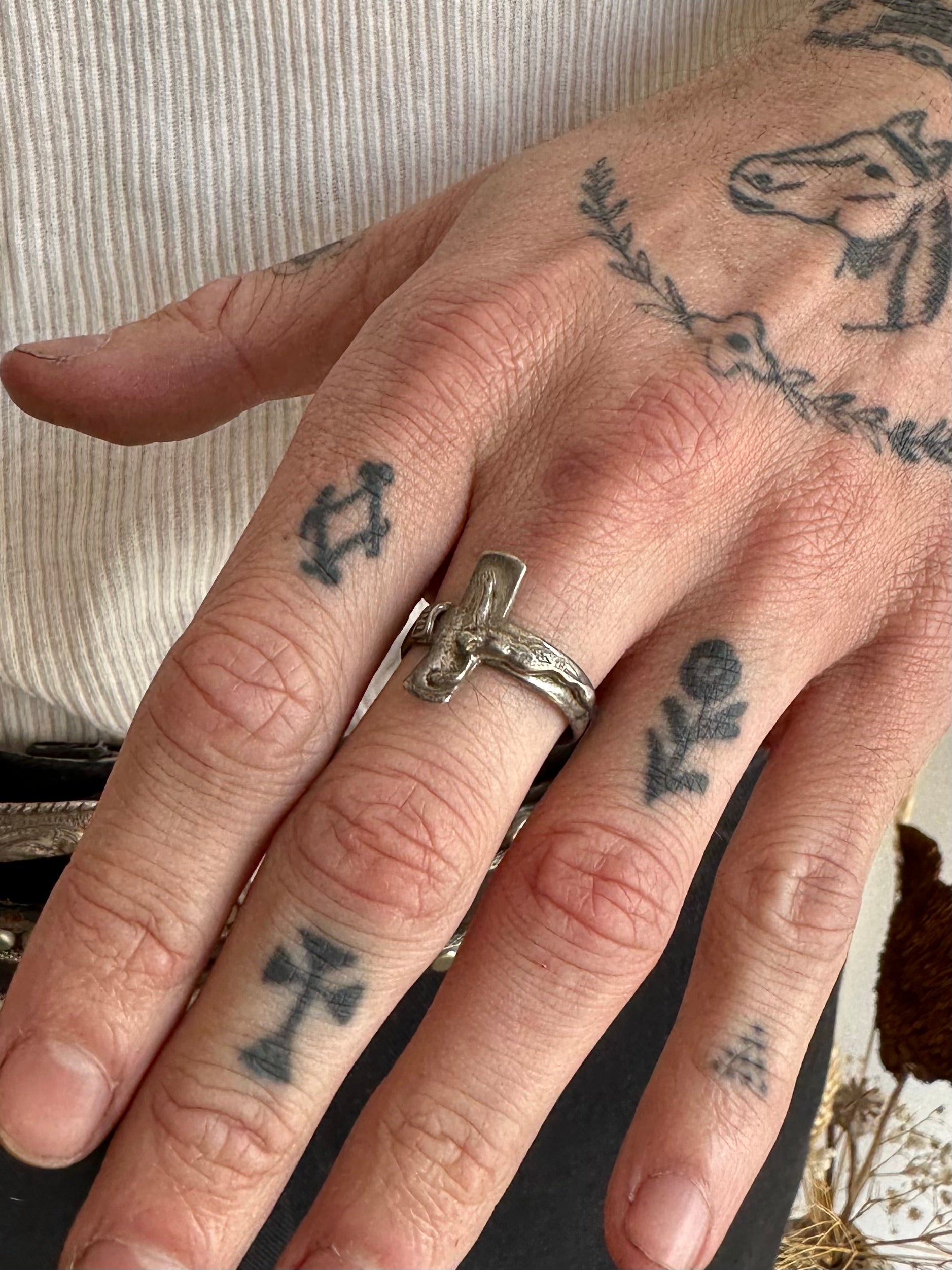 Vintage Sterling Jesus Ring (8 1/2)