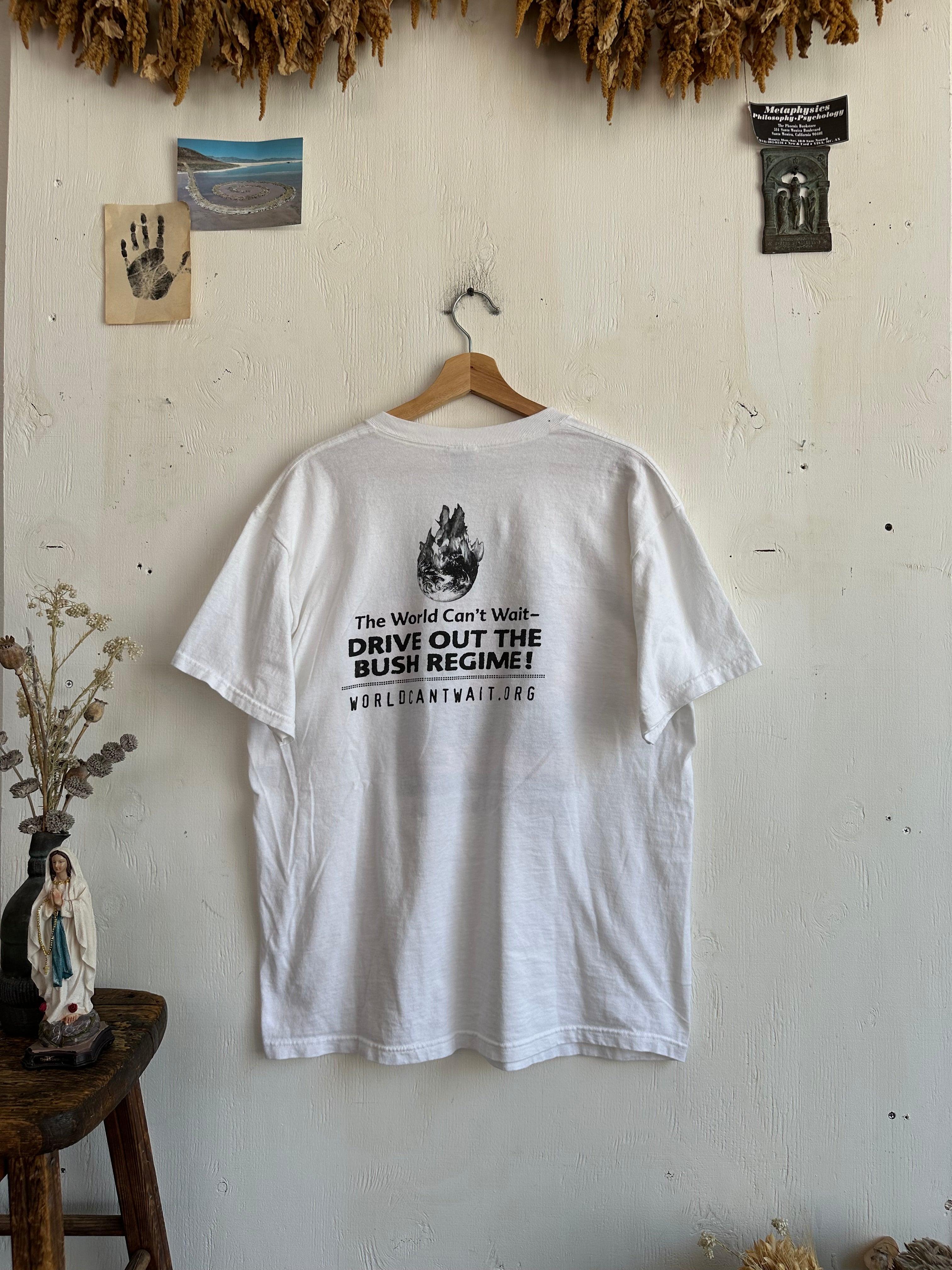 2000s Impeach Bush/Chaney T-Shirt (XL)