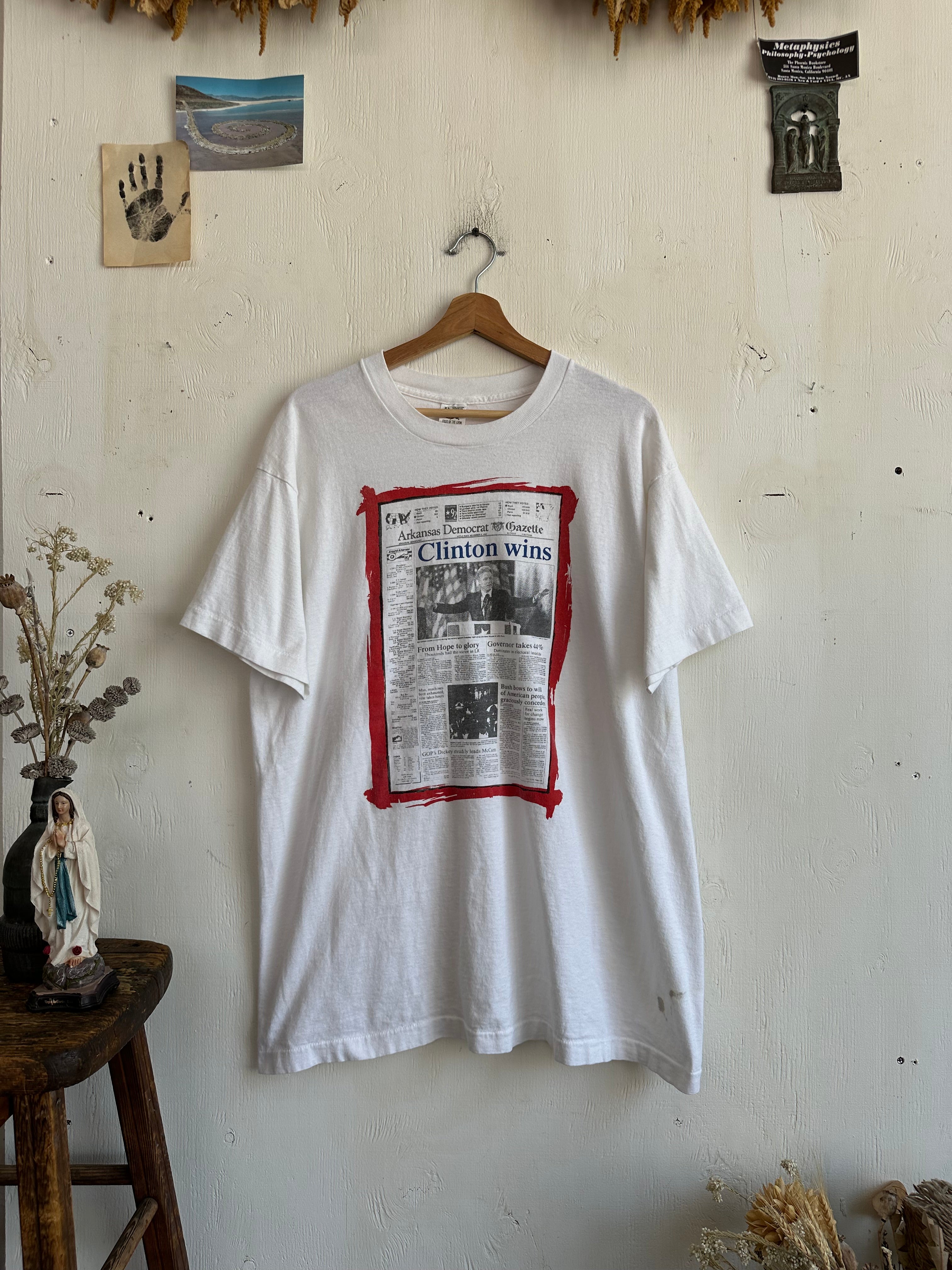 1990s Clinton Wins Newspaper Tee (XL)
