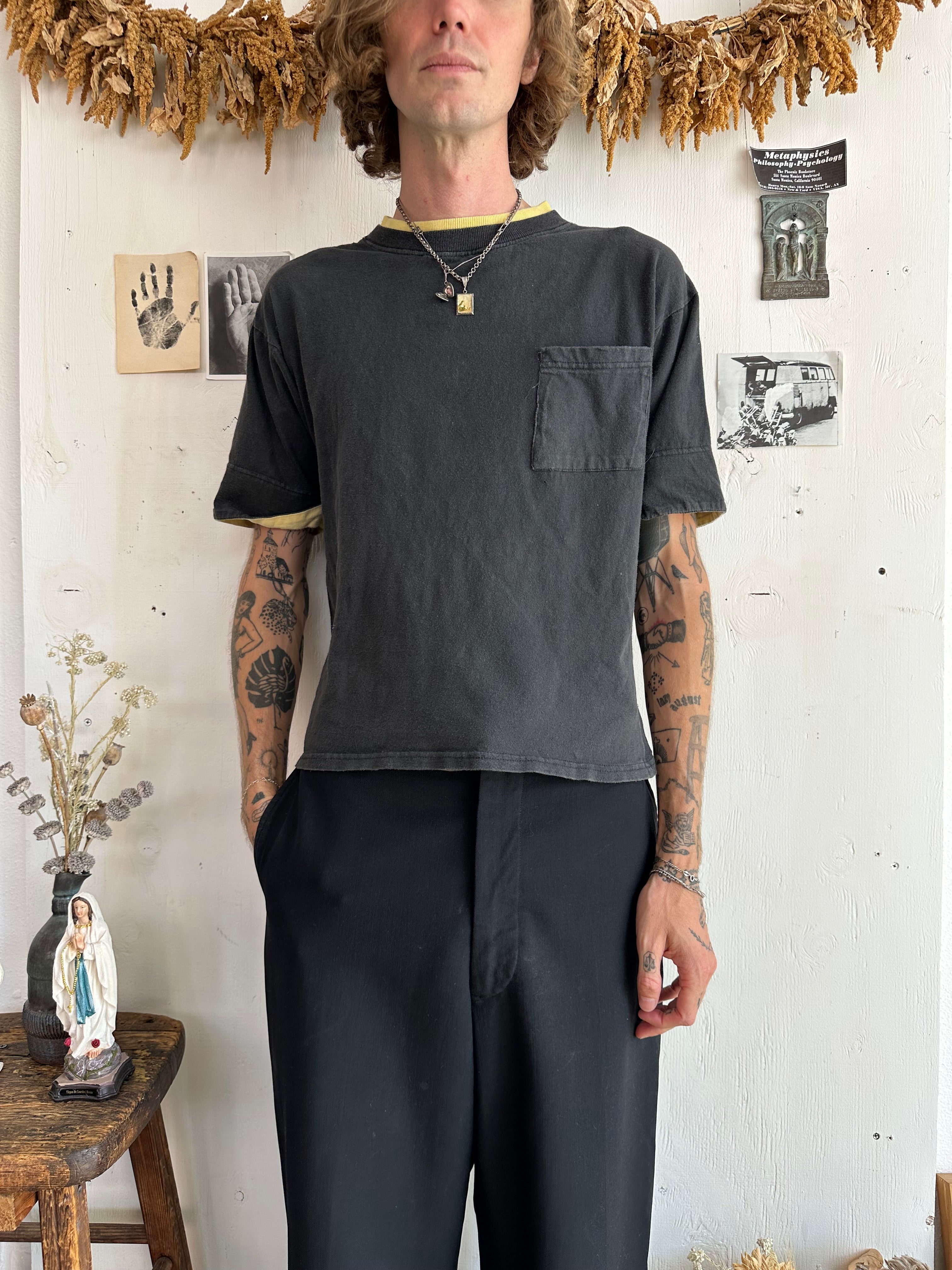 1990s Two Tone Pocket Tee (Boxy S/M)