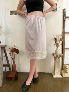 1970s Lace Trim Lavender Slip Skirt (S)