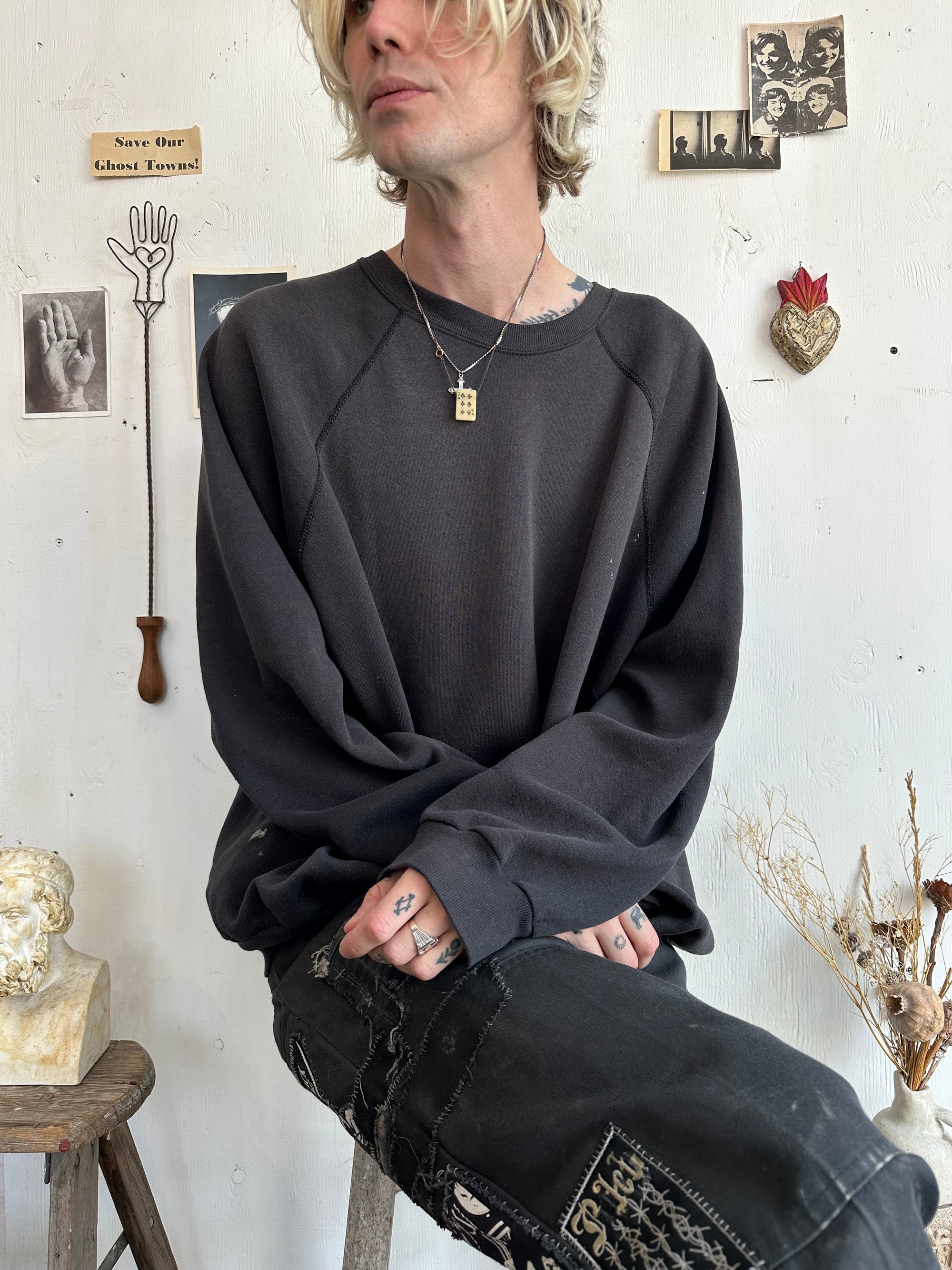 1990s Cozy Oversized Black Raglan