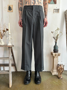 1950s/1960s Drop Belt Baggy Pleated Trouser (33/29)