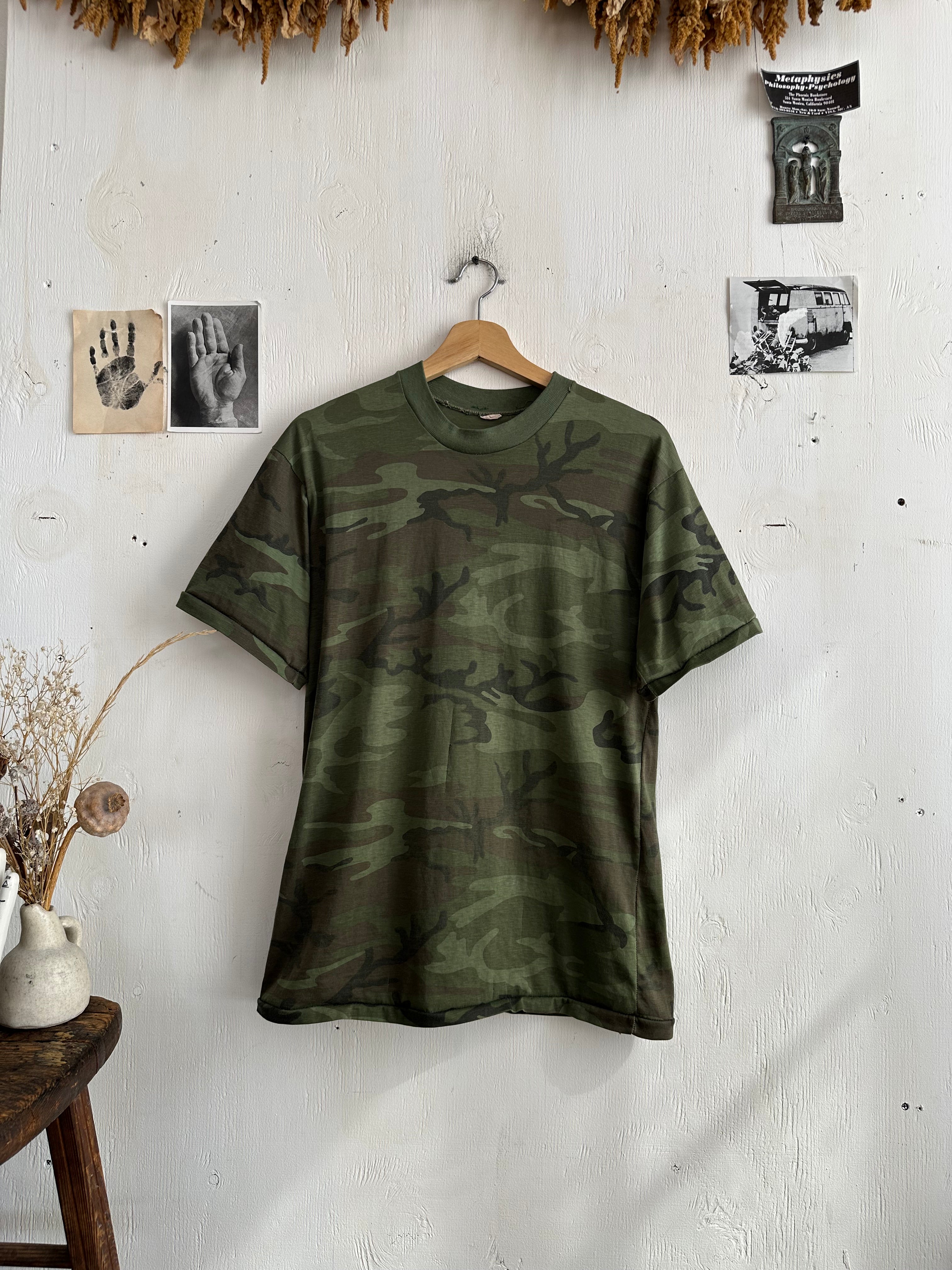 1980s Paper Thin Camo T-Shirt (L)
