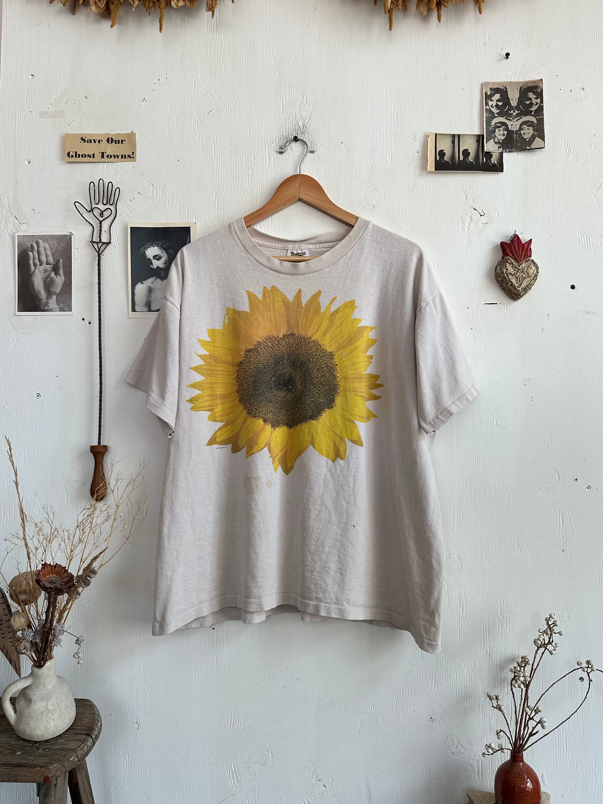 1990s Well Worn Sunflower Tee