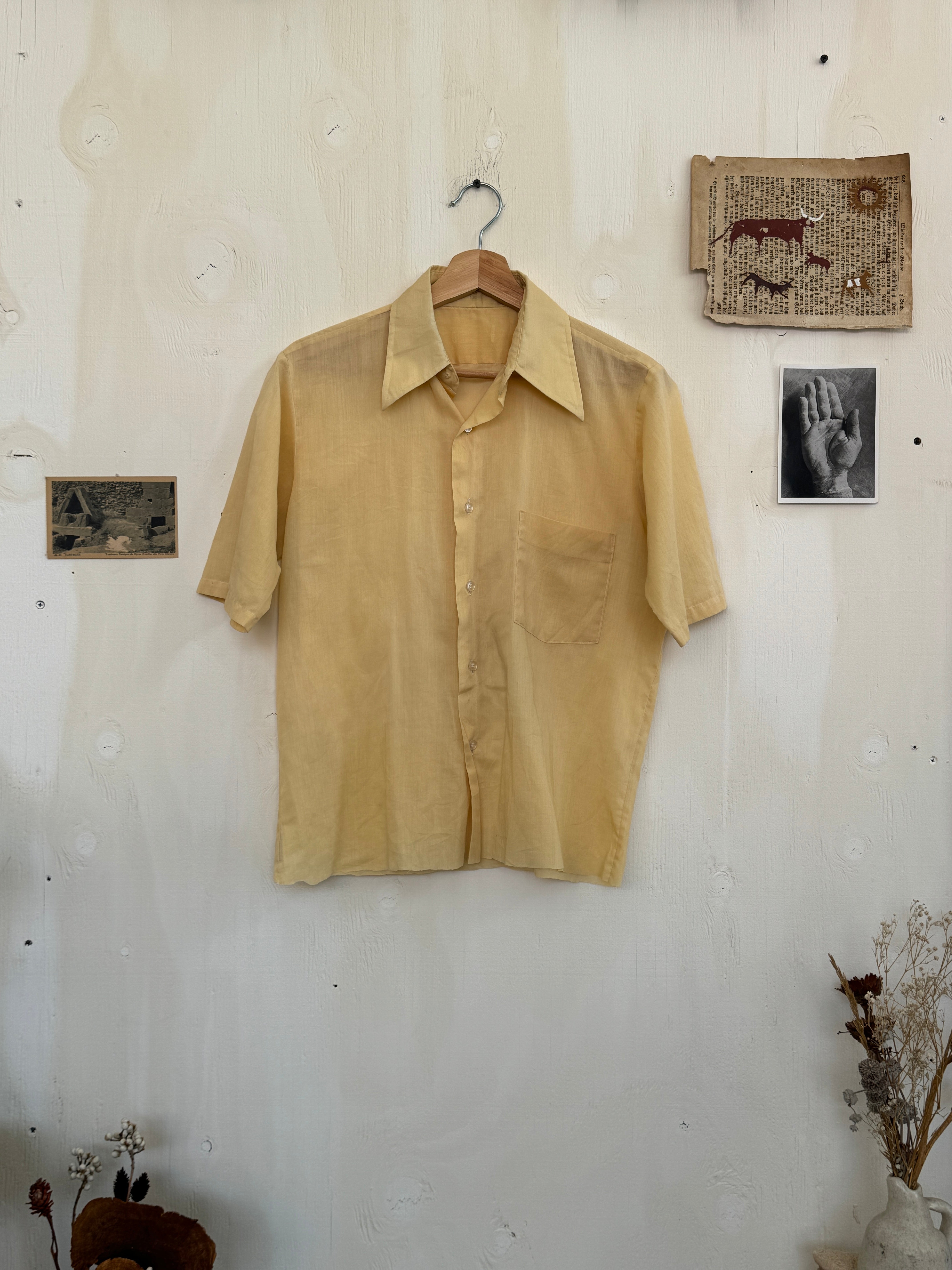 1970s Cropped Short Sleeve Button Up (Boxy M)