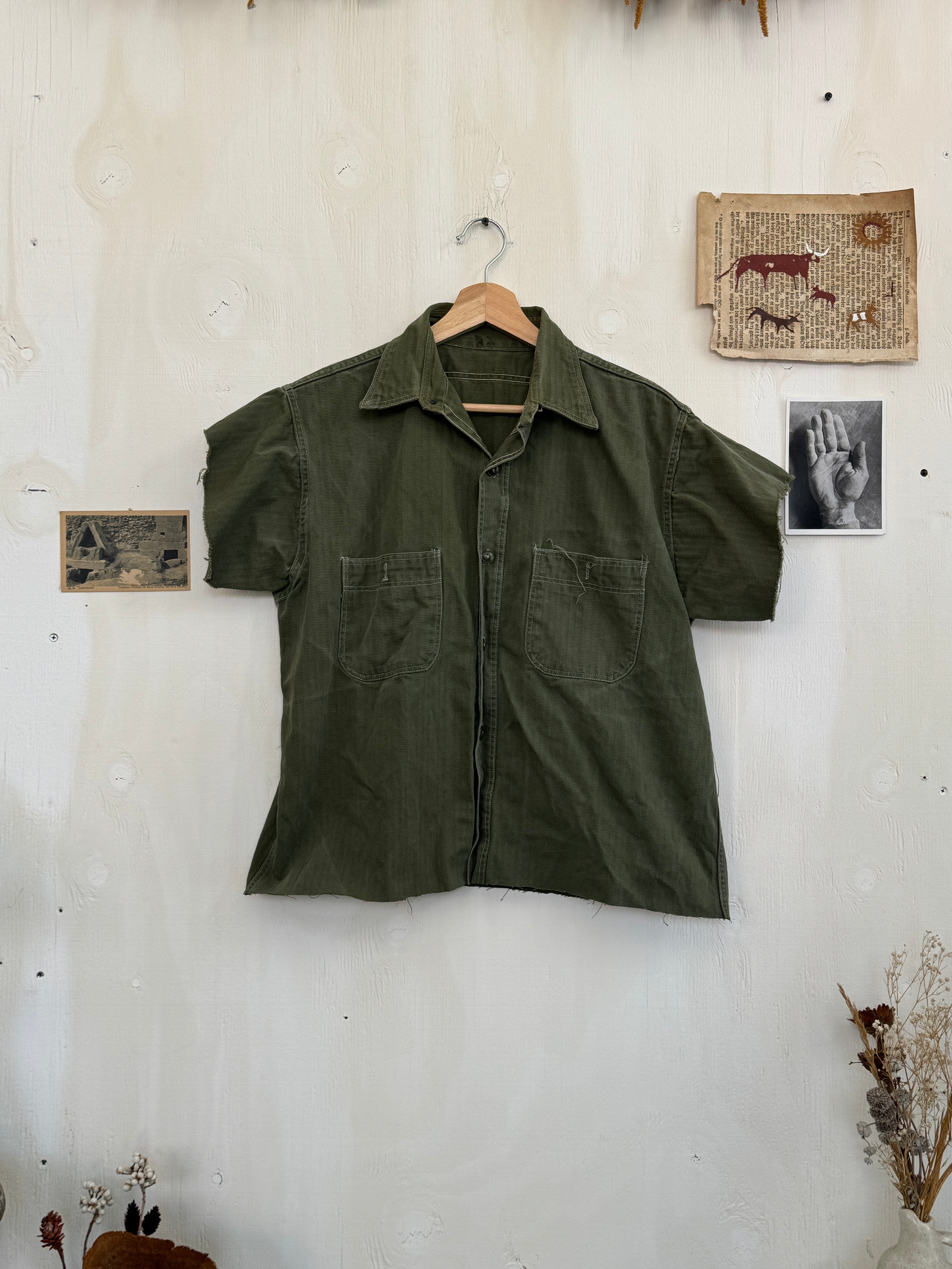 1960s Cut Off Sleeve Army Shirt (Boxy M)