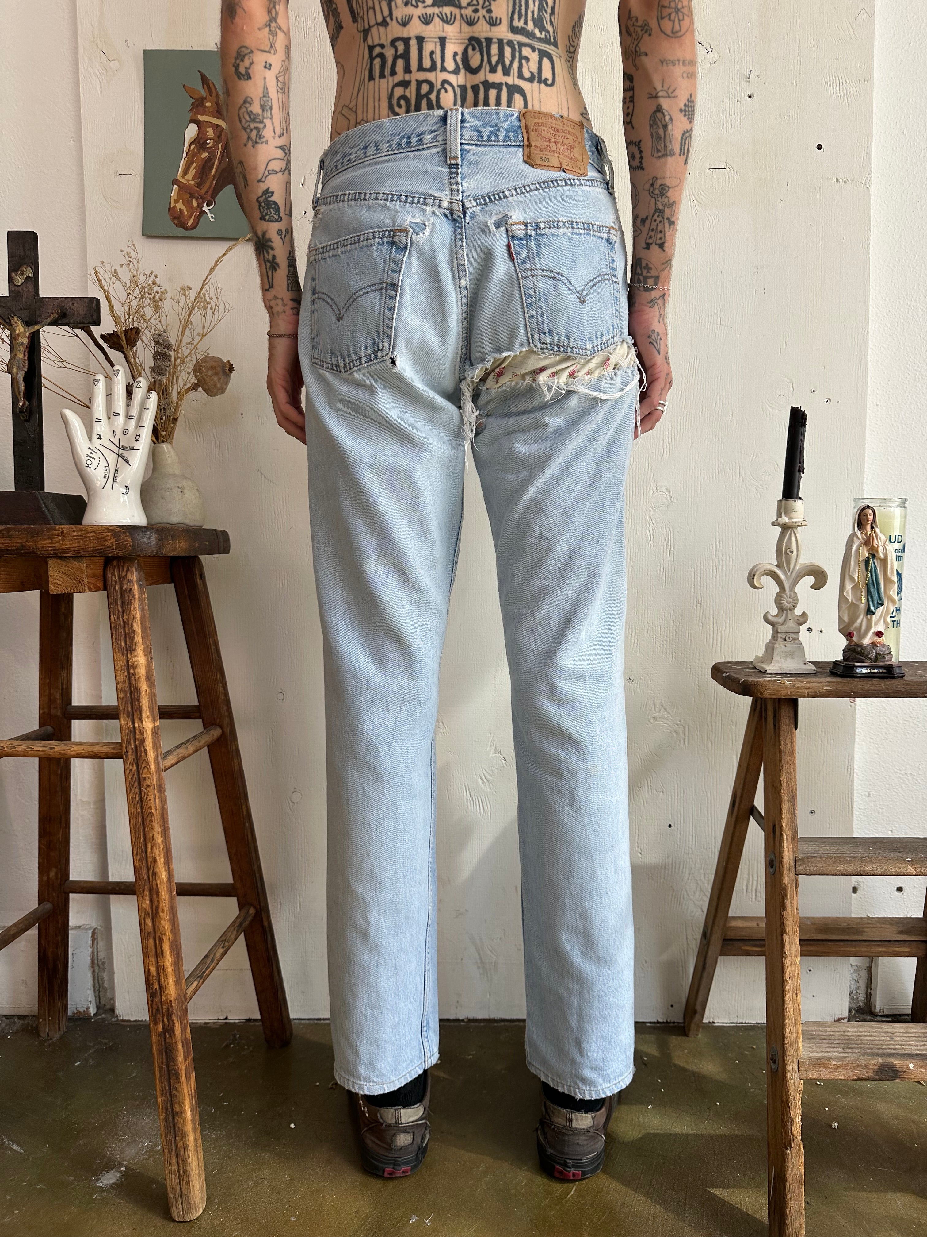 1990s Thrashed and Repaired Levis 501s (30/31)