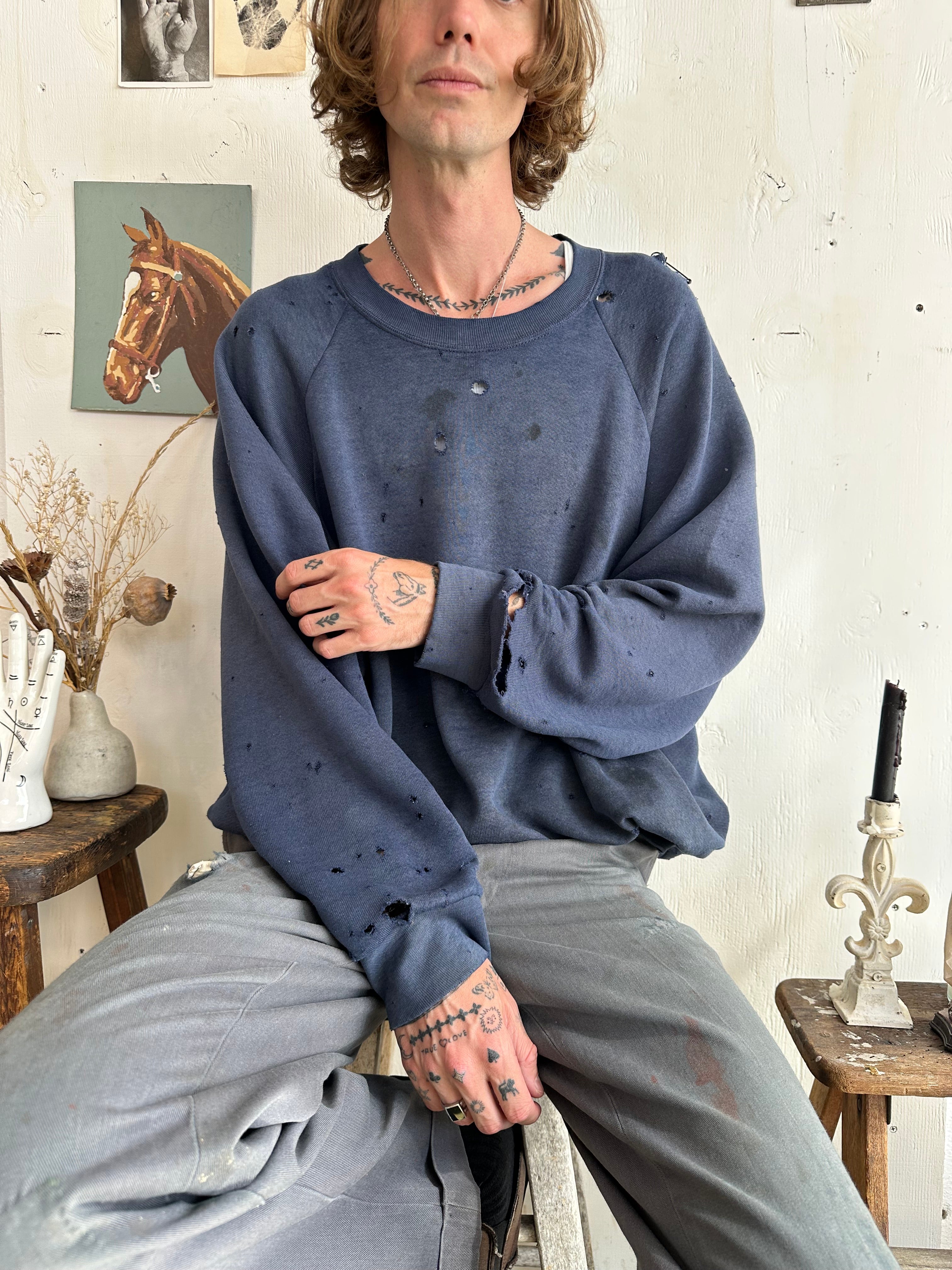 1990s Thrashed Fruit of the Loom Sweatshirt (Boxy XL)