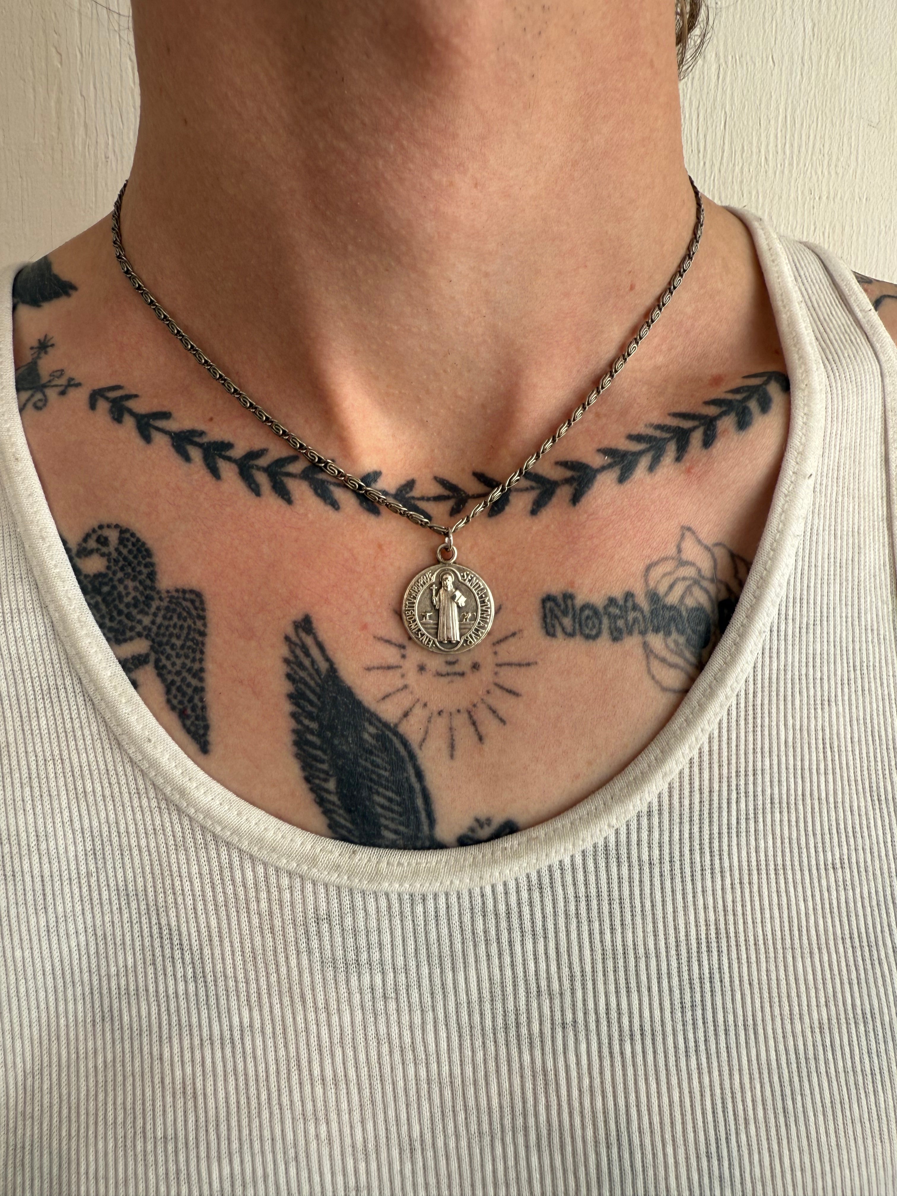 Vintage Religious Pendant Necklace (16")