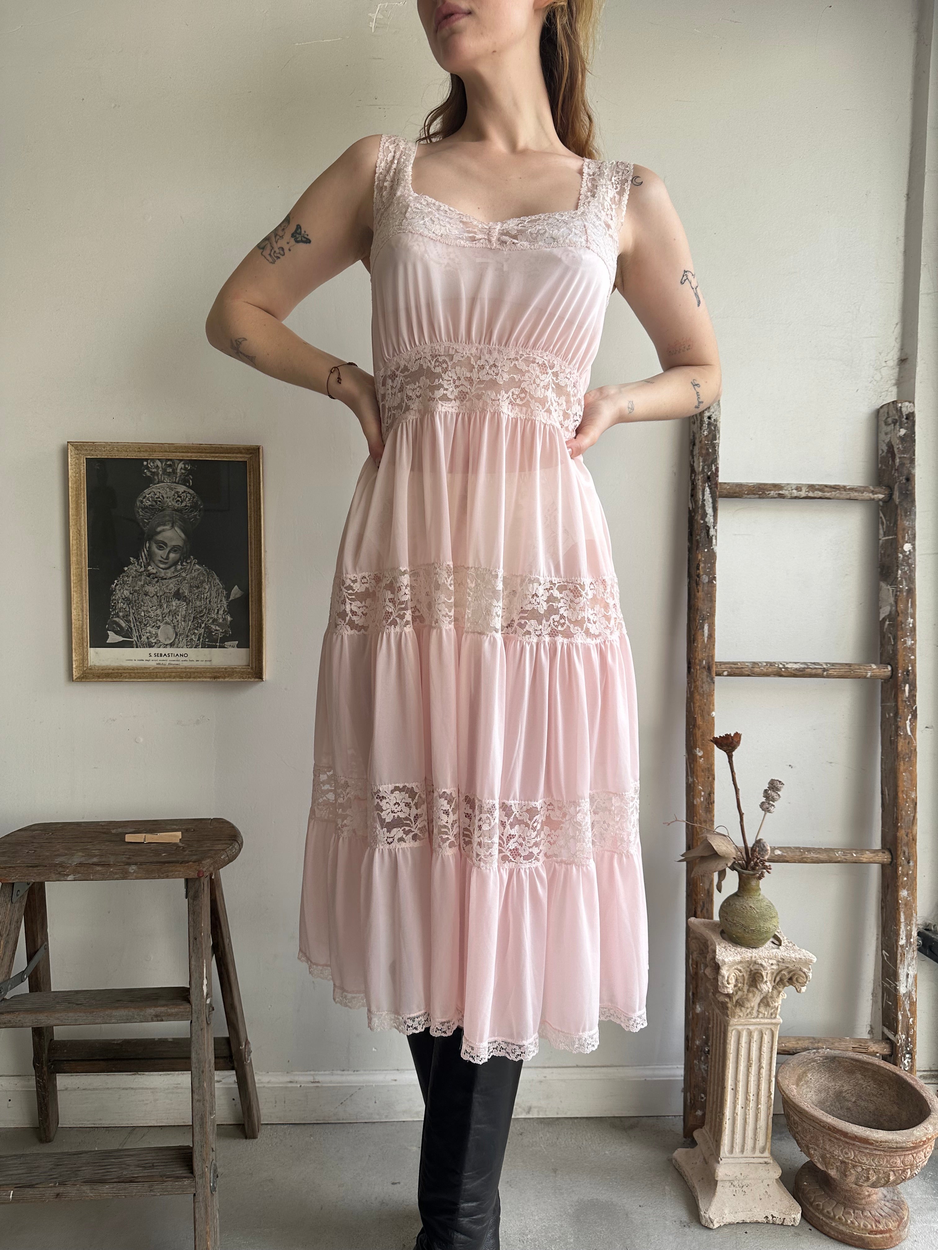 1990s Pink Lace Midi Slip Dress (S/M)