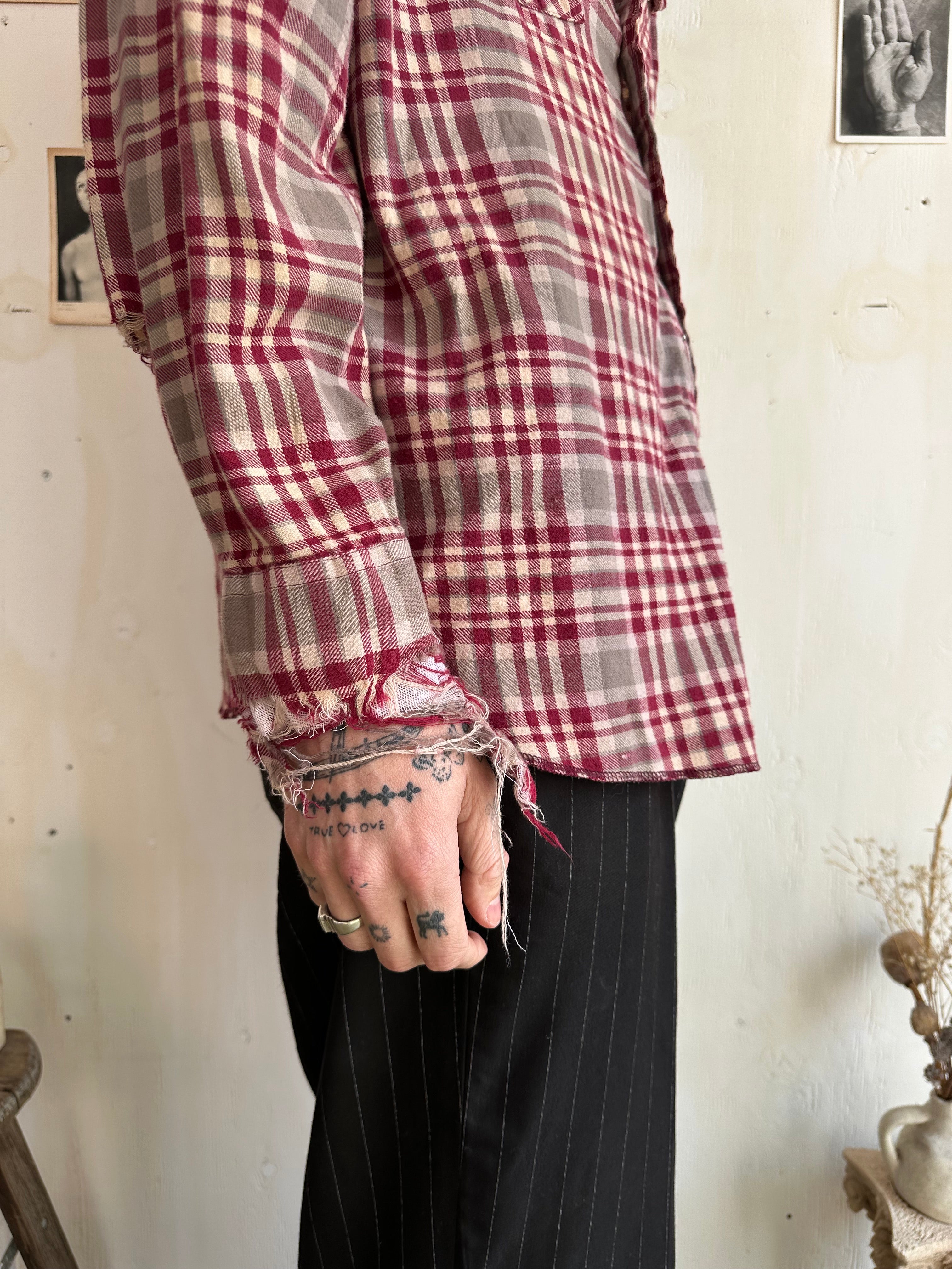 1990s Thrashed Wrangler Western Flannel Shirt (L/XL)